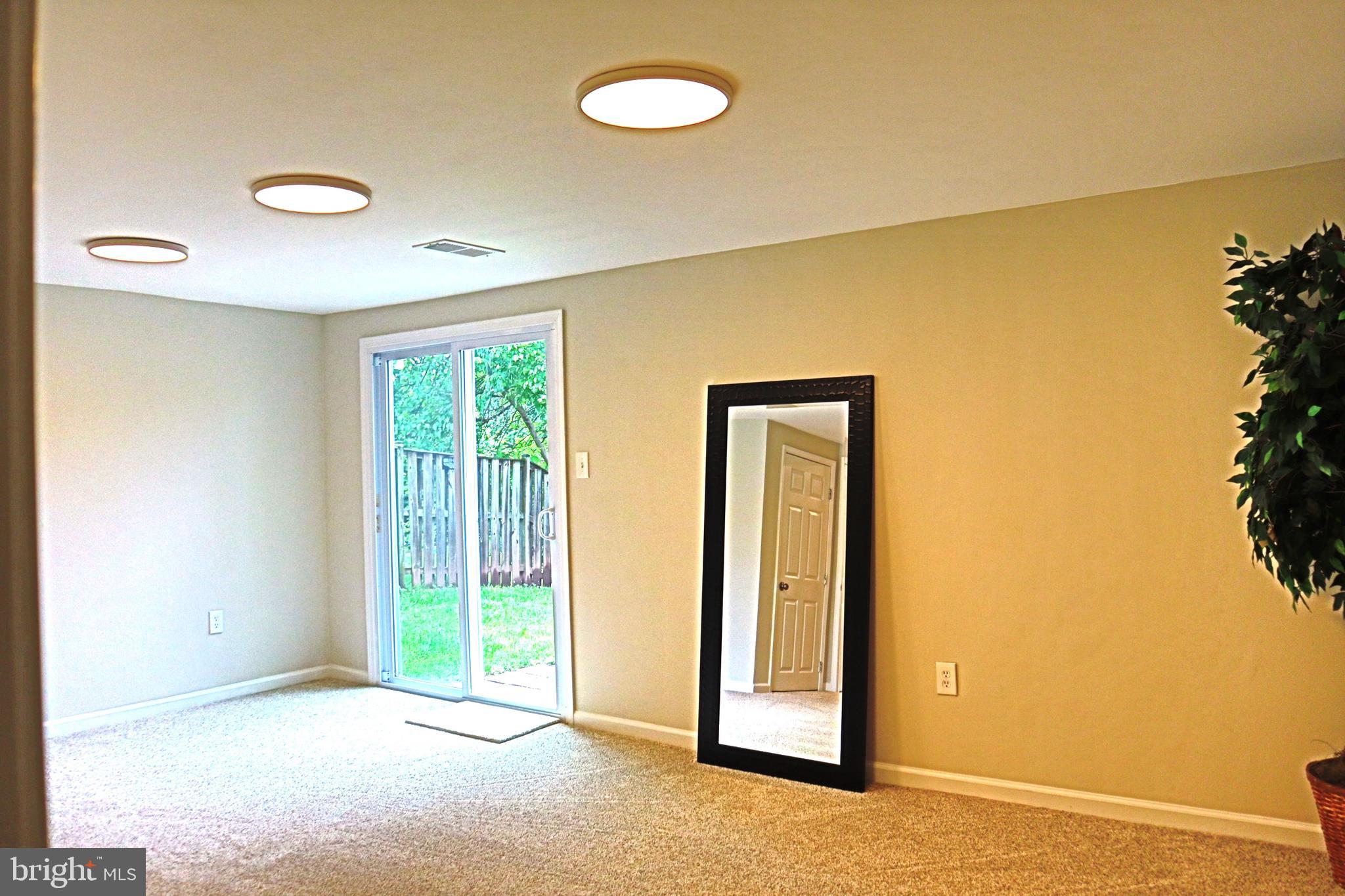 HILLCREST ORCHARDS - Residential