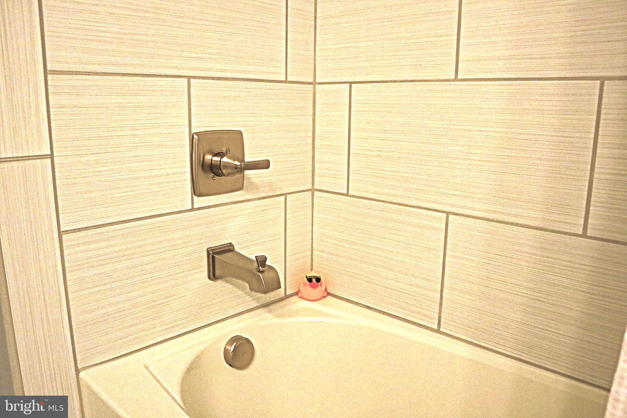 HILLCREST ORCHARDS - Residential