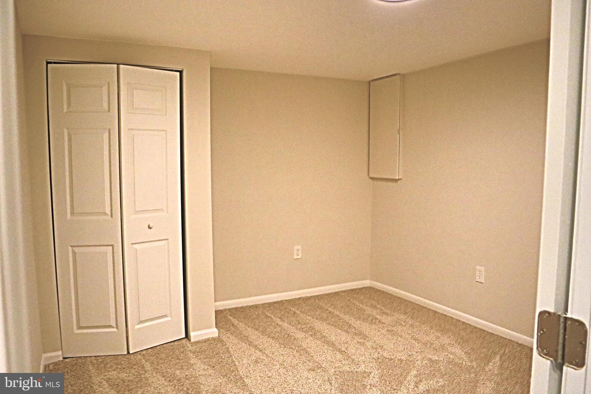 HILLCREST ORCHARDS - Residential