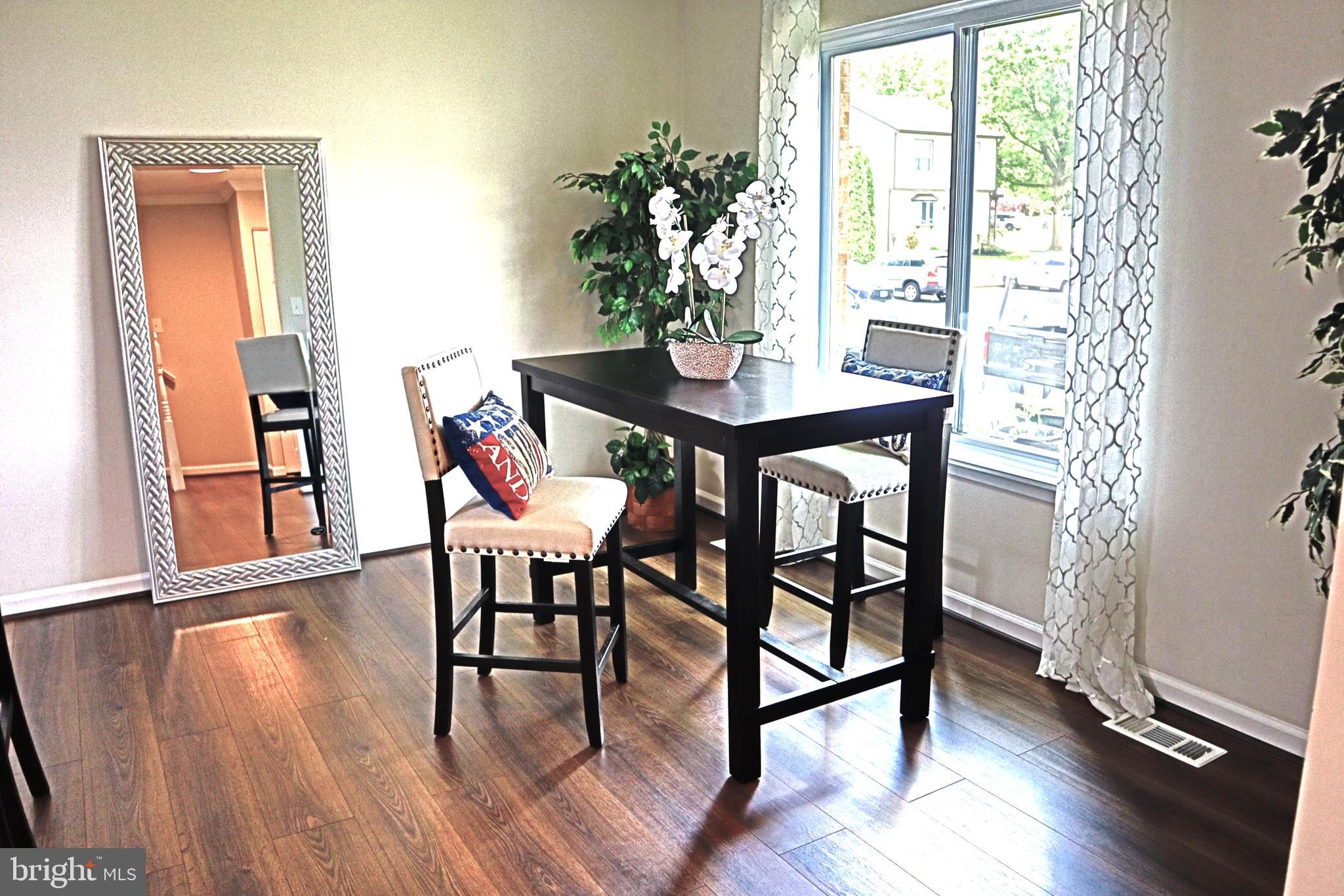 HILLCREST ORCHARDS - Residential