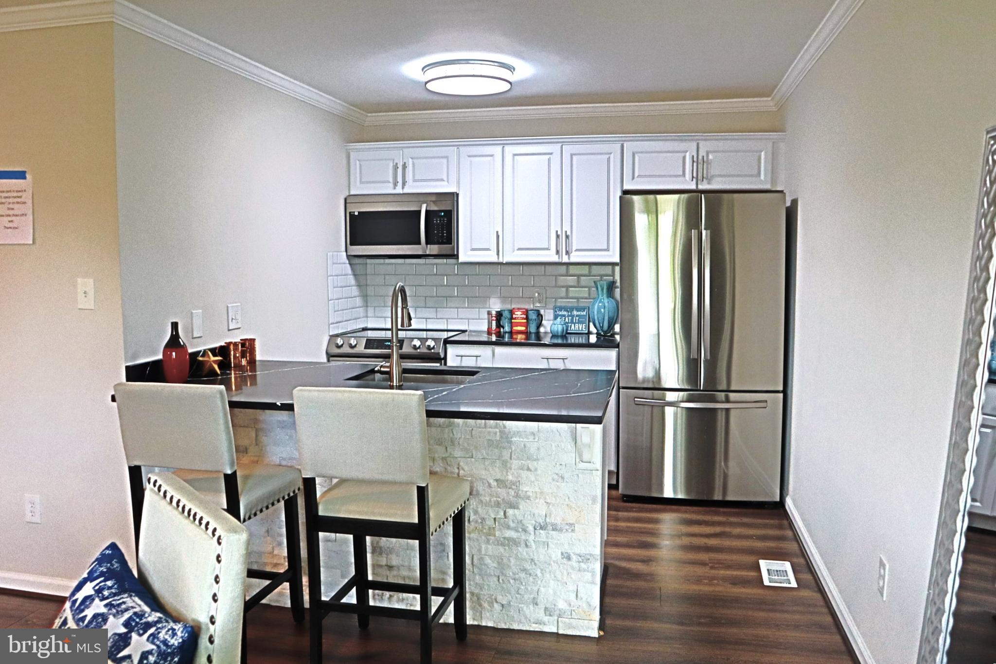 HILLCREST ORCHARDS - Residential