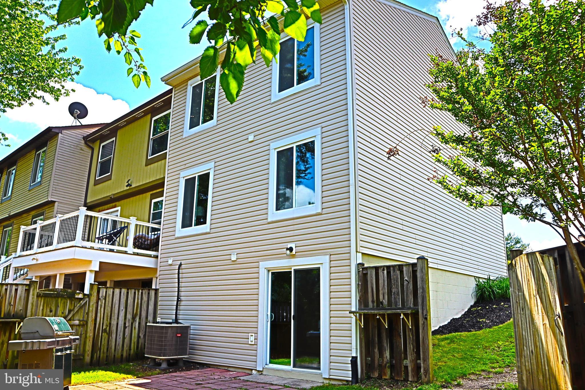 HILLCREST ORCHARDS - Residential