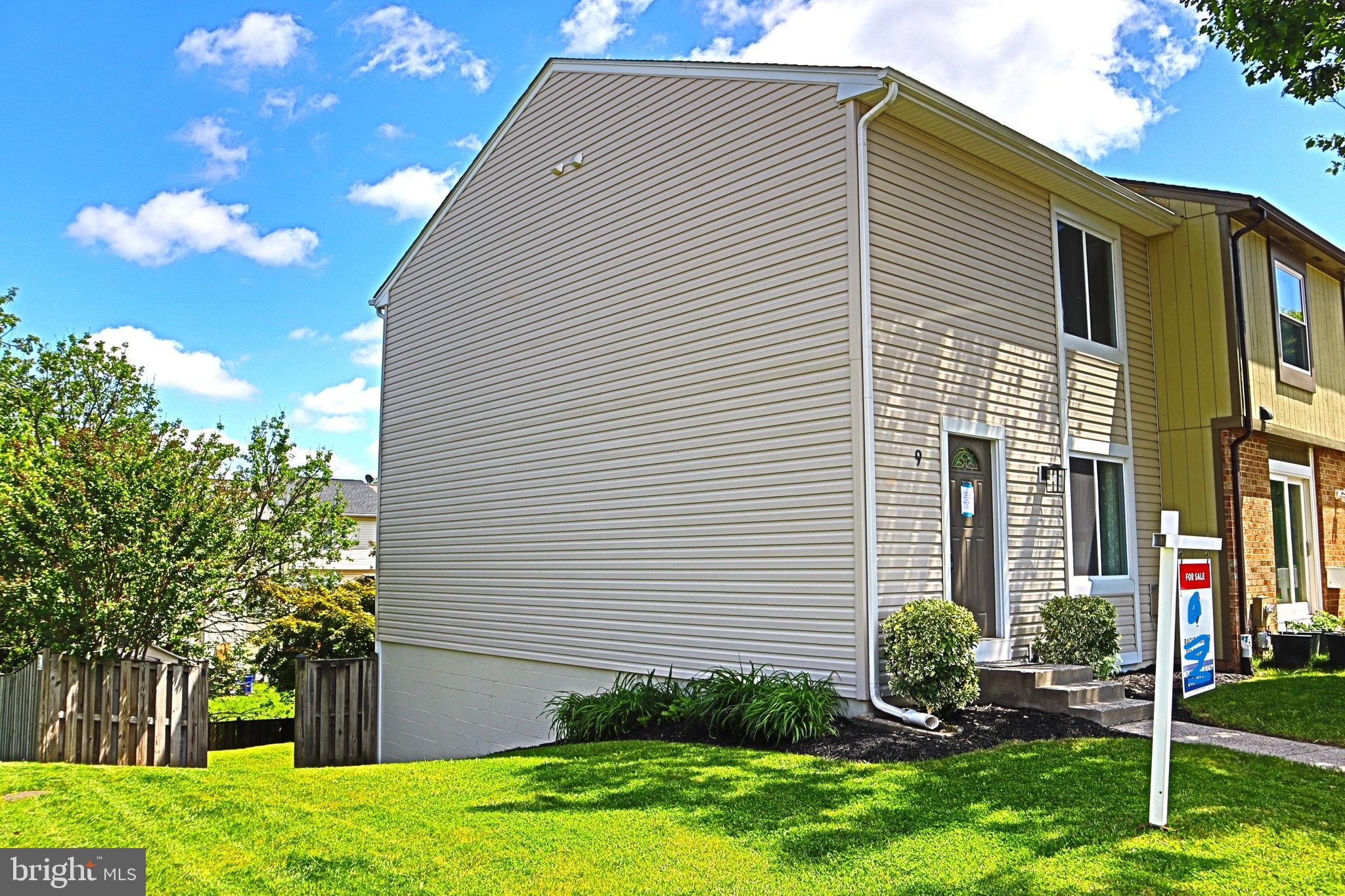 HILLCREST ORCHARDS - Residential