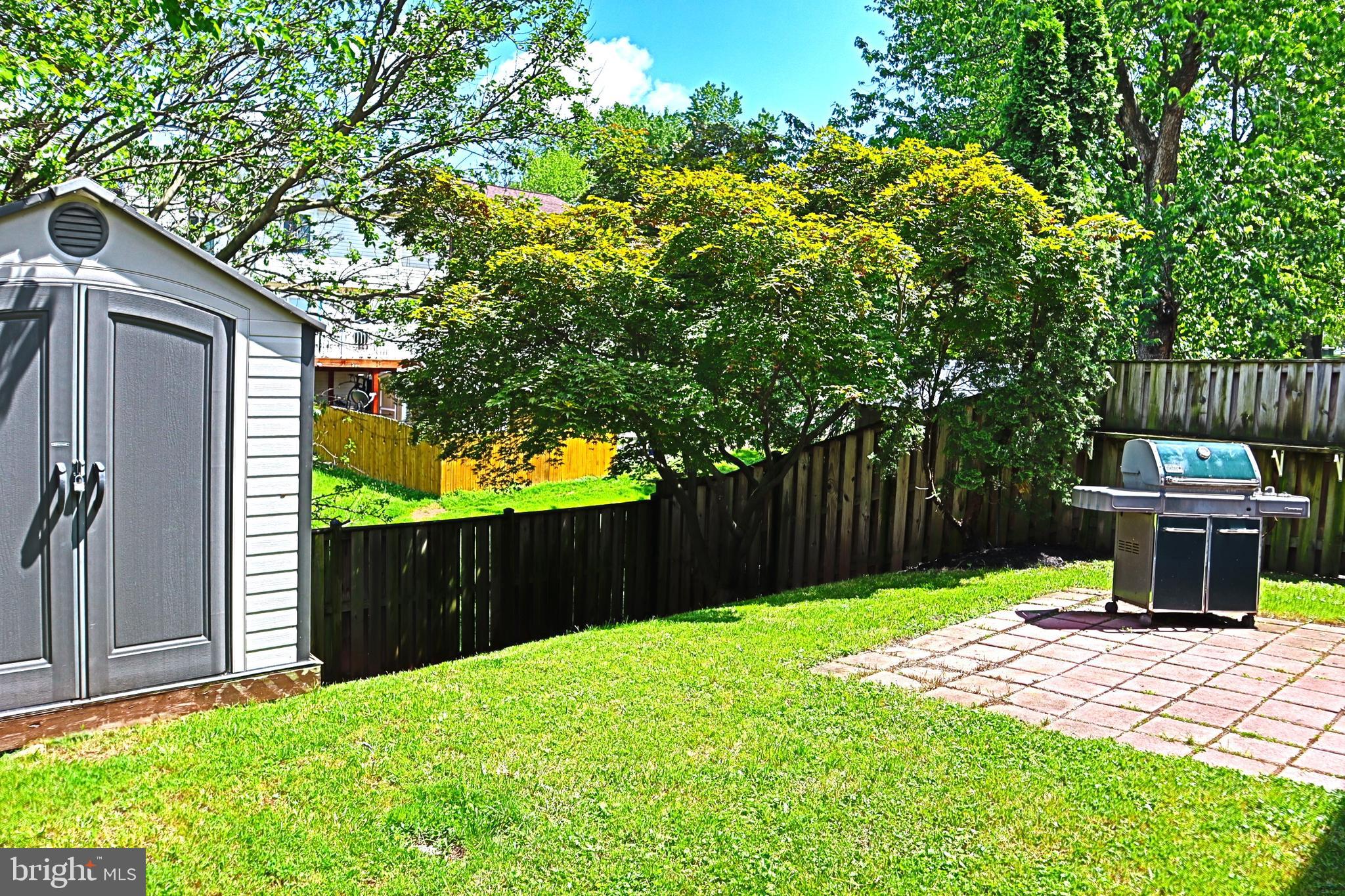 HILLCREST ORCHARDS - Residential