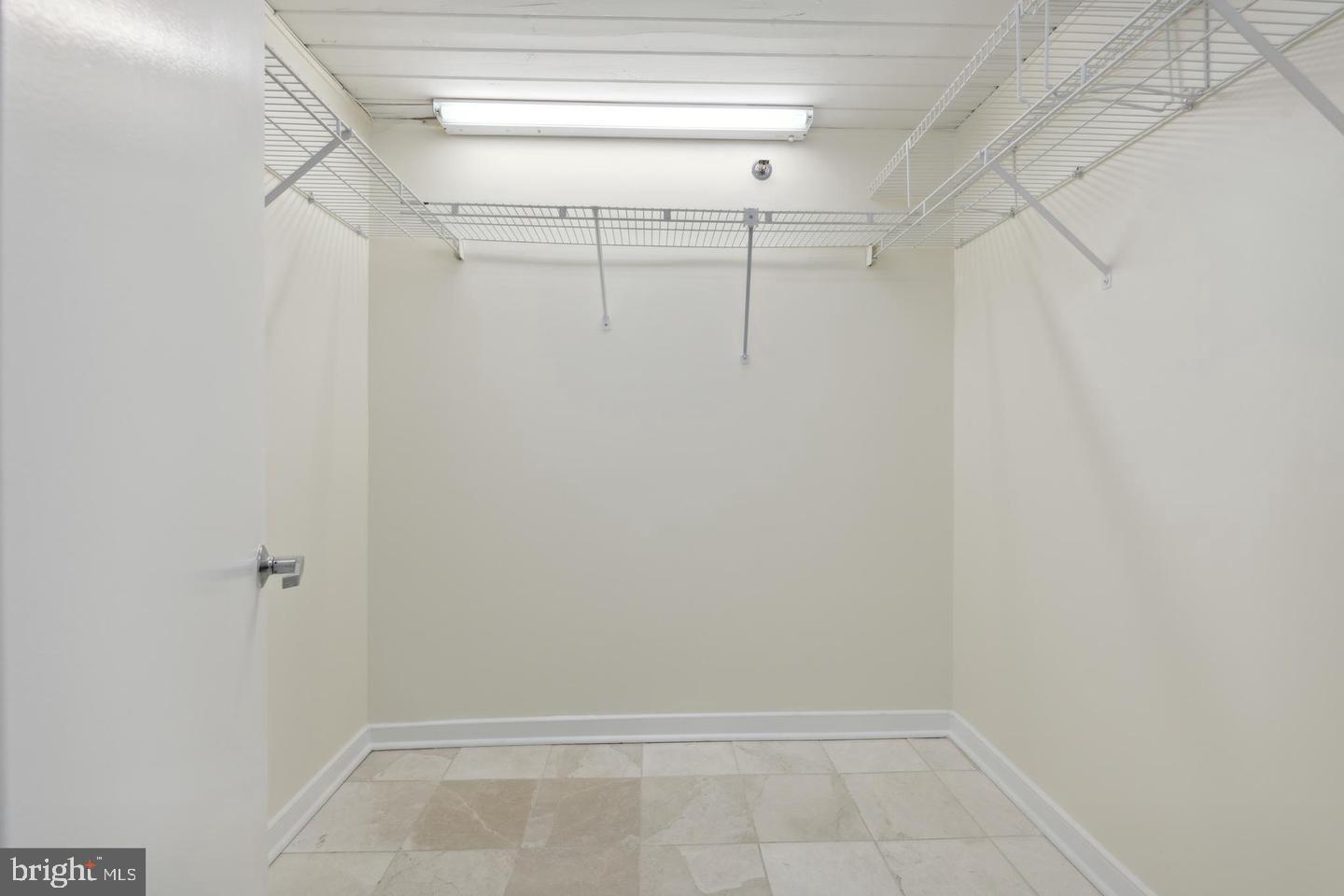 CANTON COVE - Residential Lease