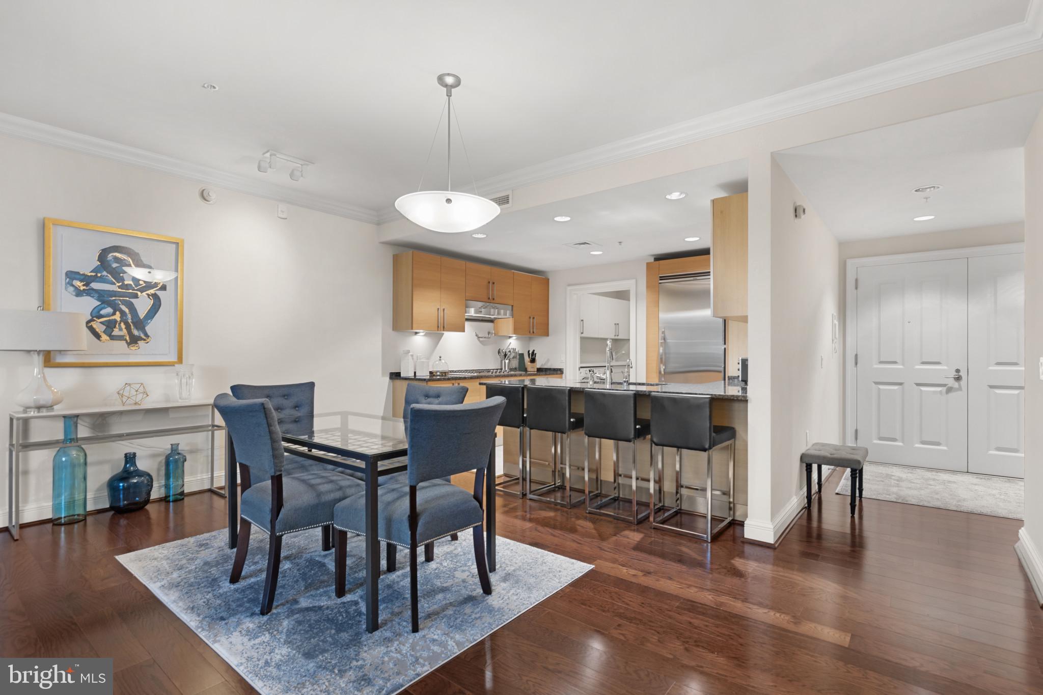 THE RITZ-CARLTON RESIDENCES - Residential Lease