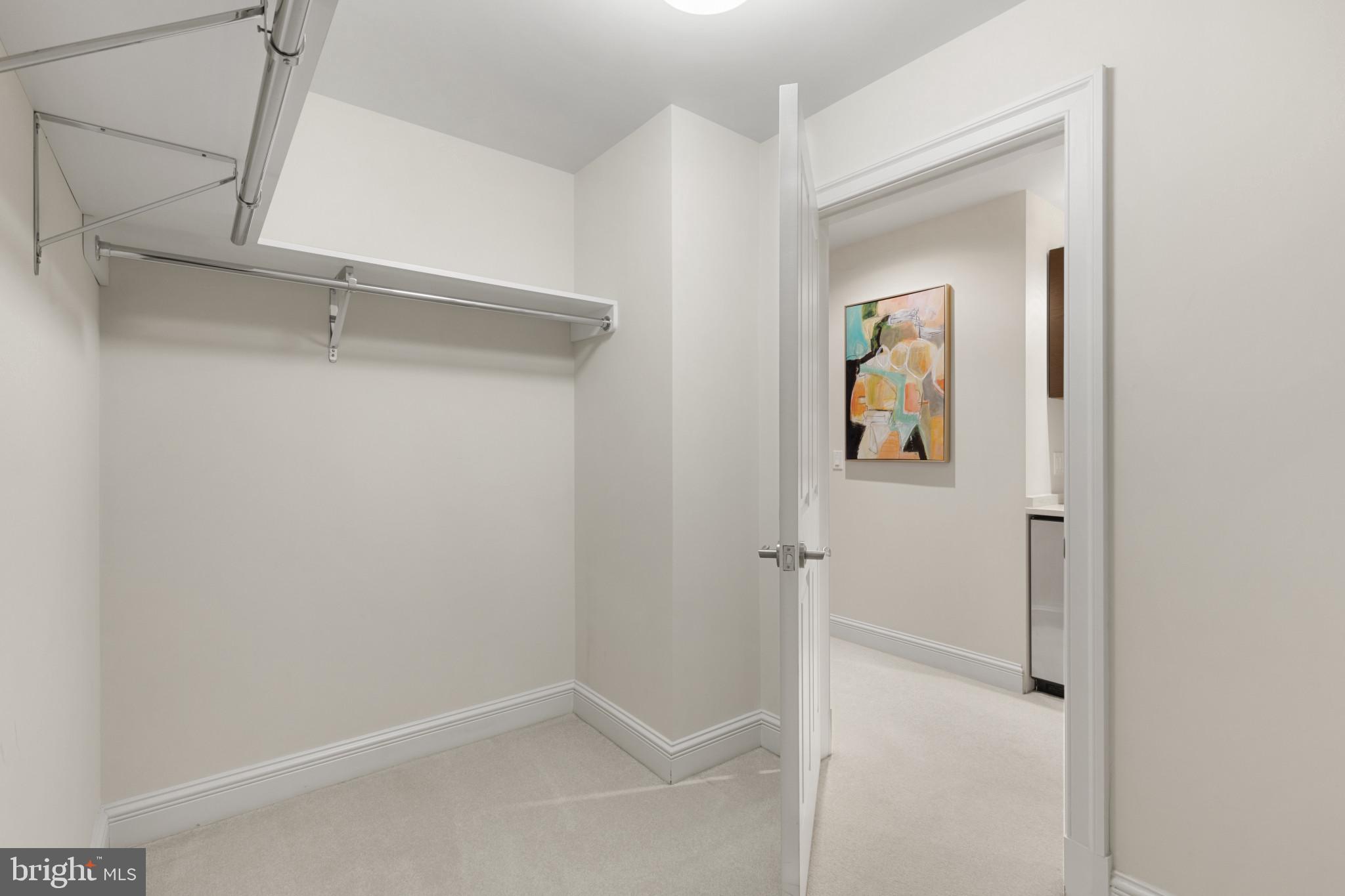 THE RITZ-CARLTON RESIDENCES - Residential Lease