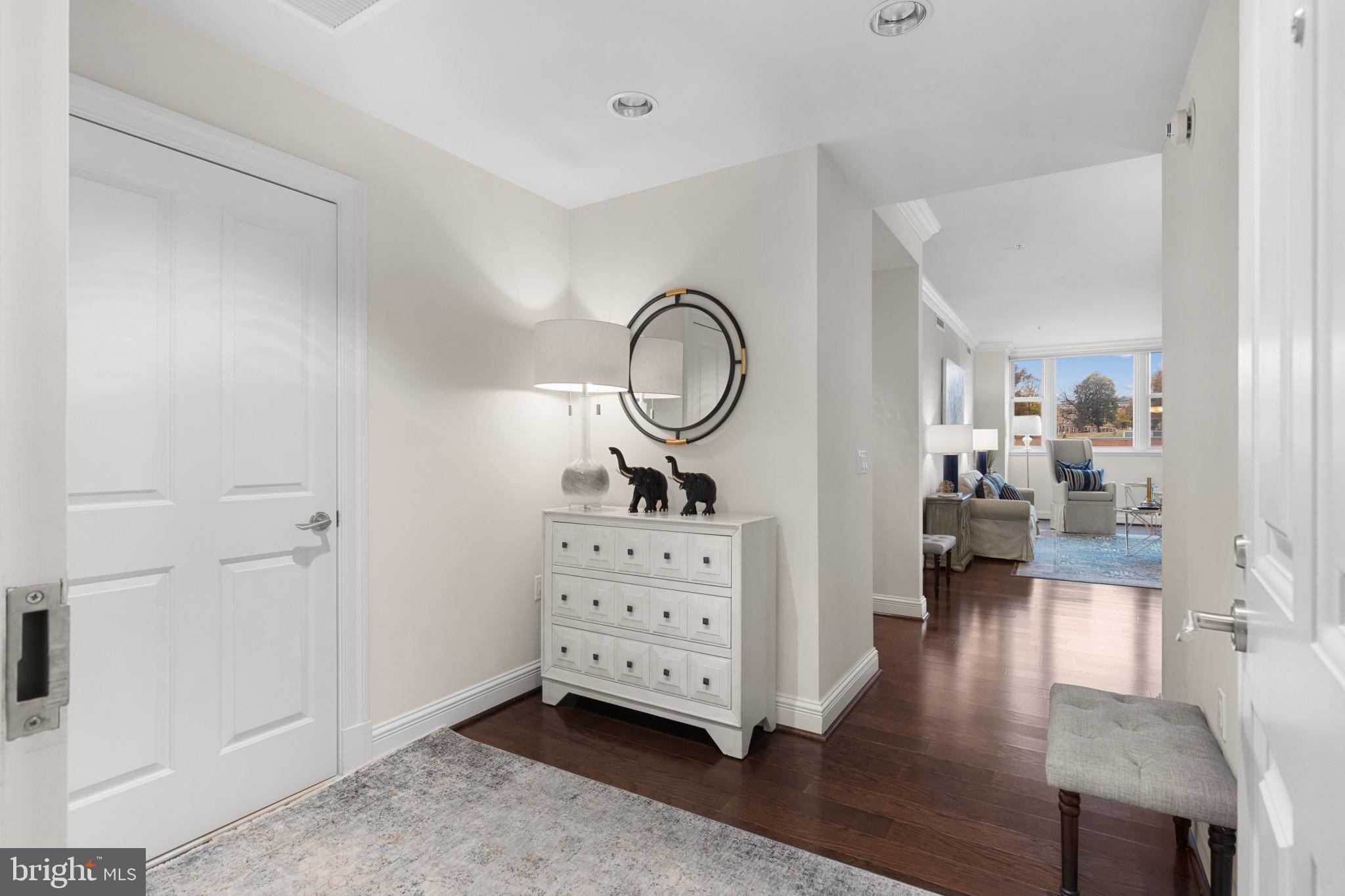 THE RITZ-CARLTON RESIDENCES - Residential Lease