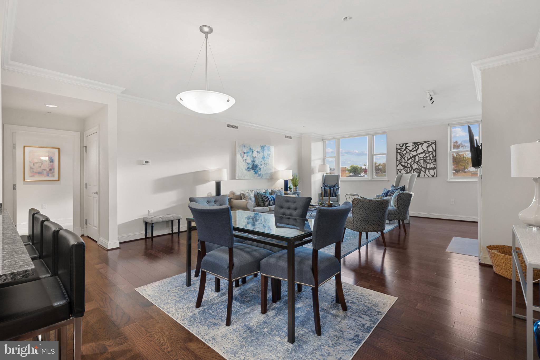 THE RITZ-CARLTON RESIDENCES - Residential Lease