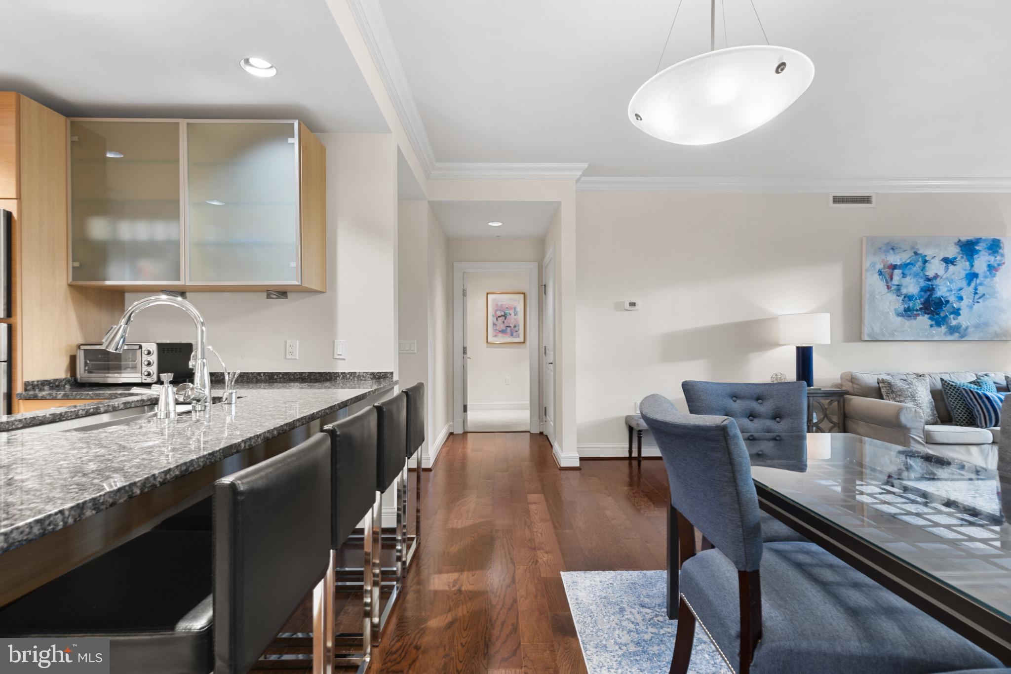 THE RITZ-CARLTON RESIDENCES - Residential Lease