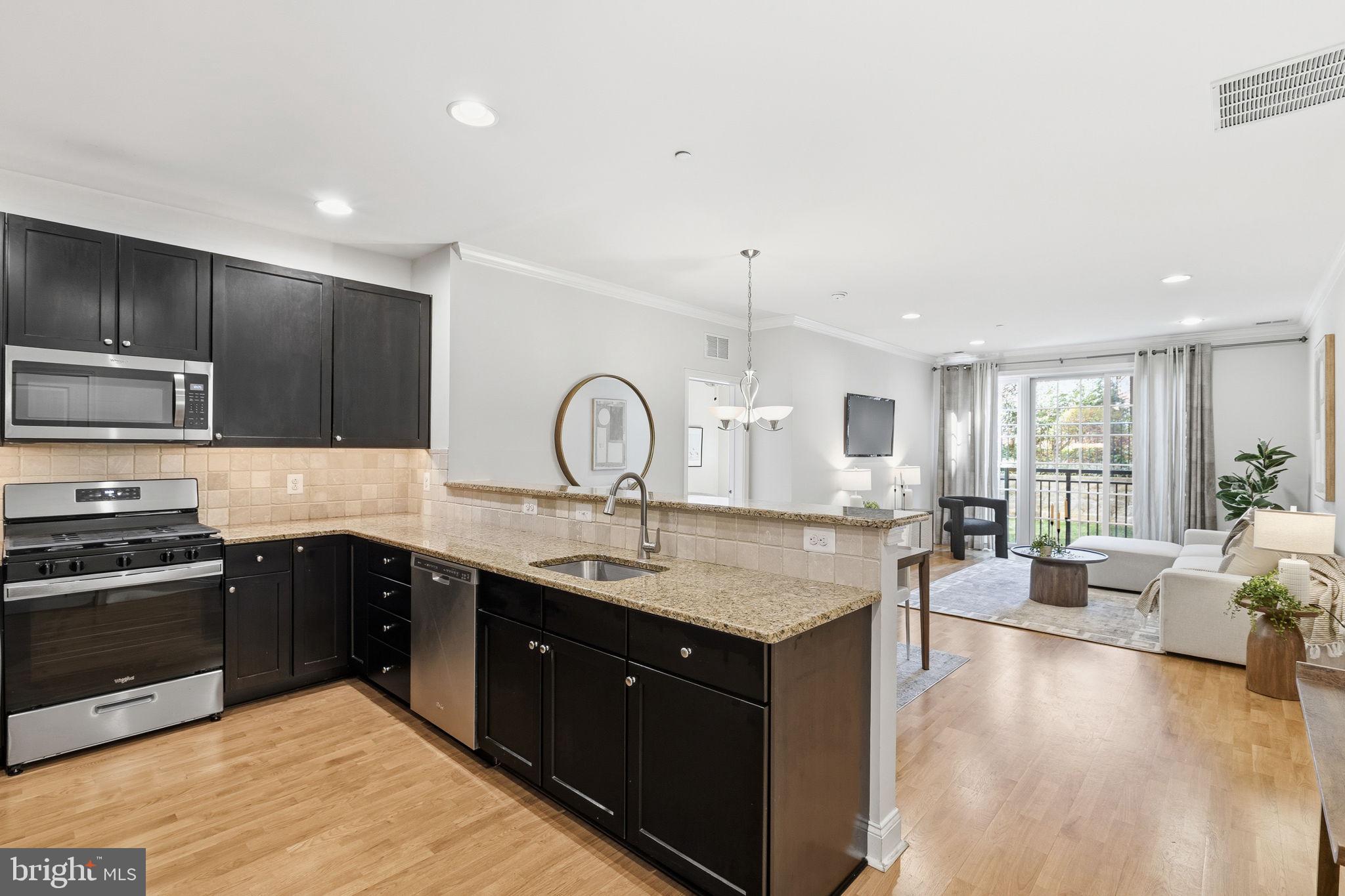 600 COMMODORE COURT 2604