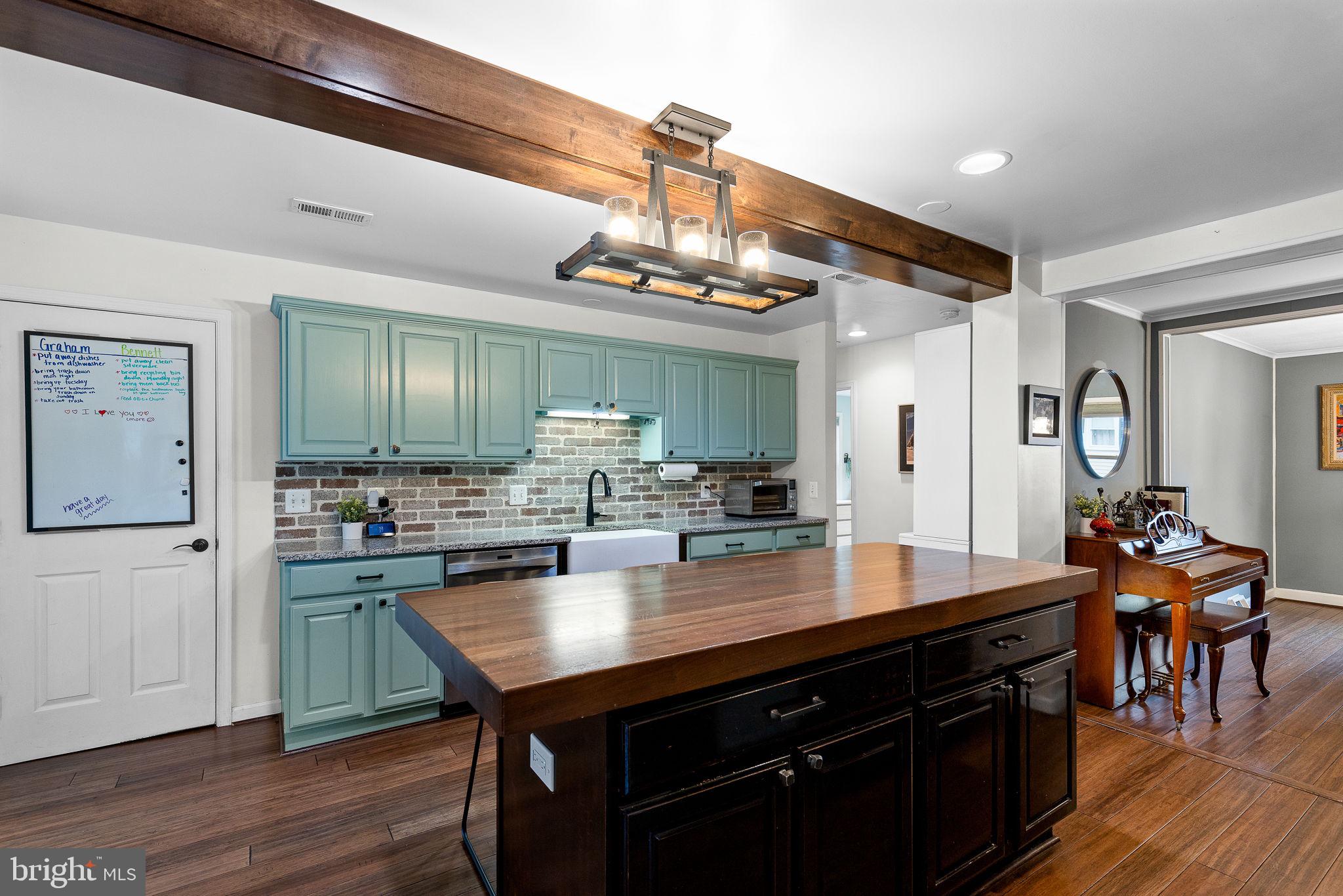 WESTMORE - Residential