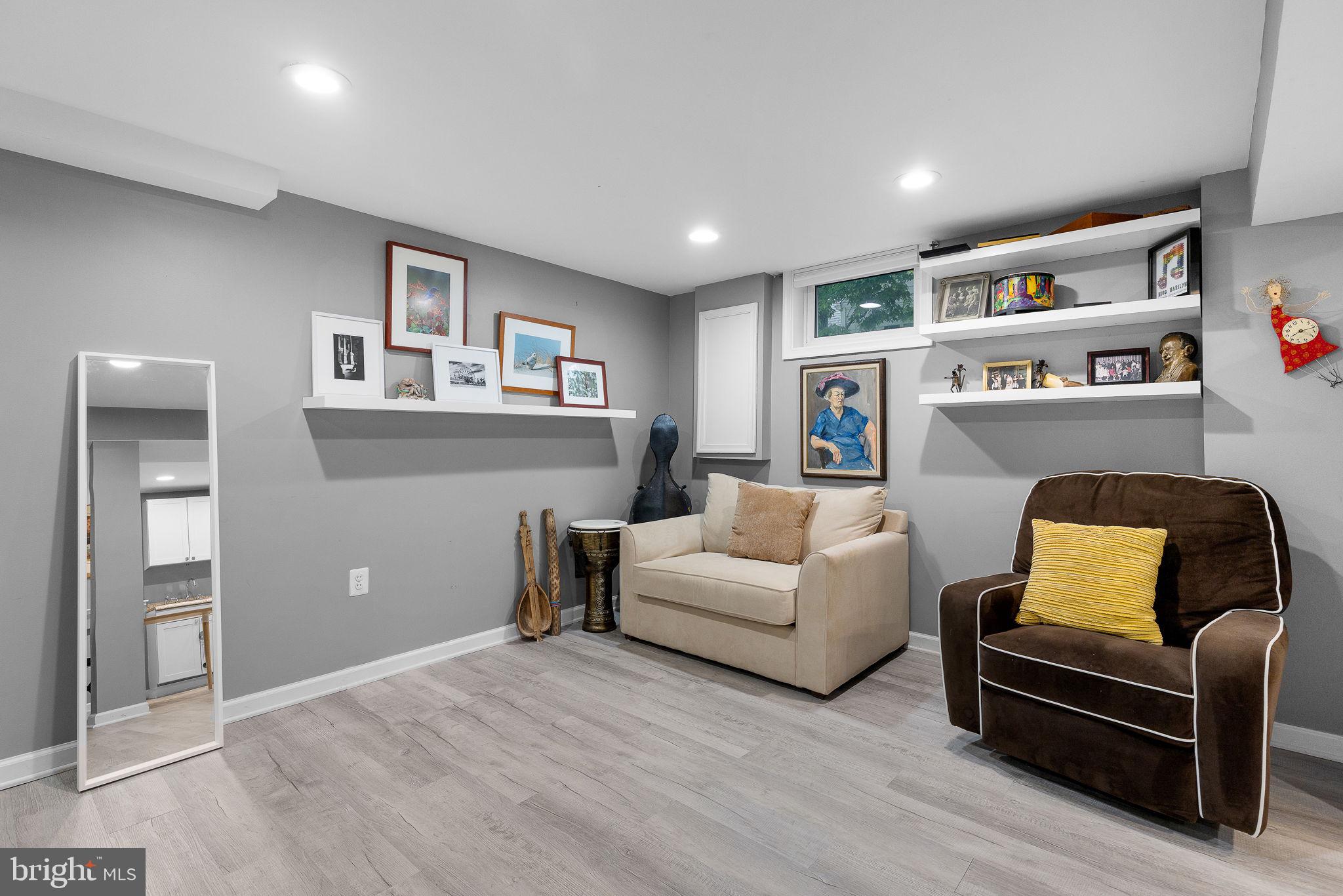 WESTMORE - Residential