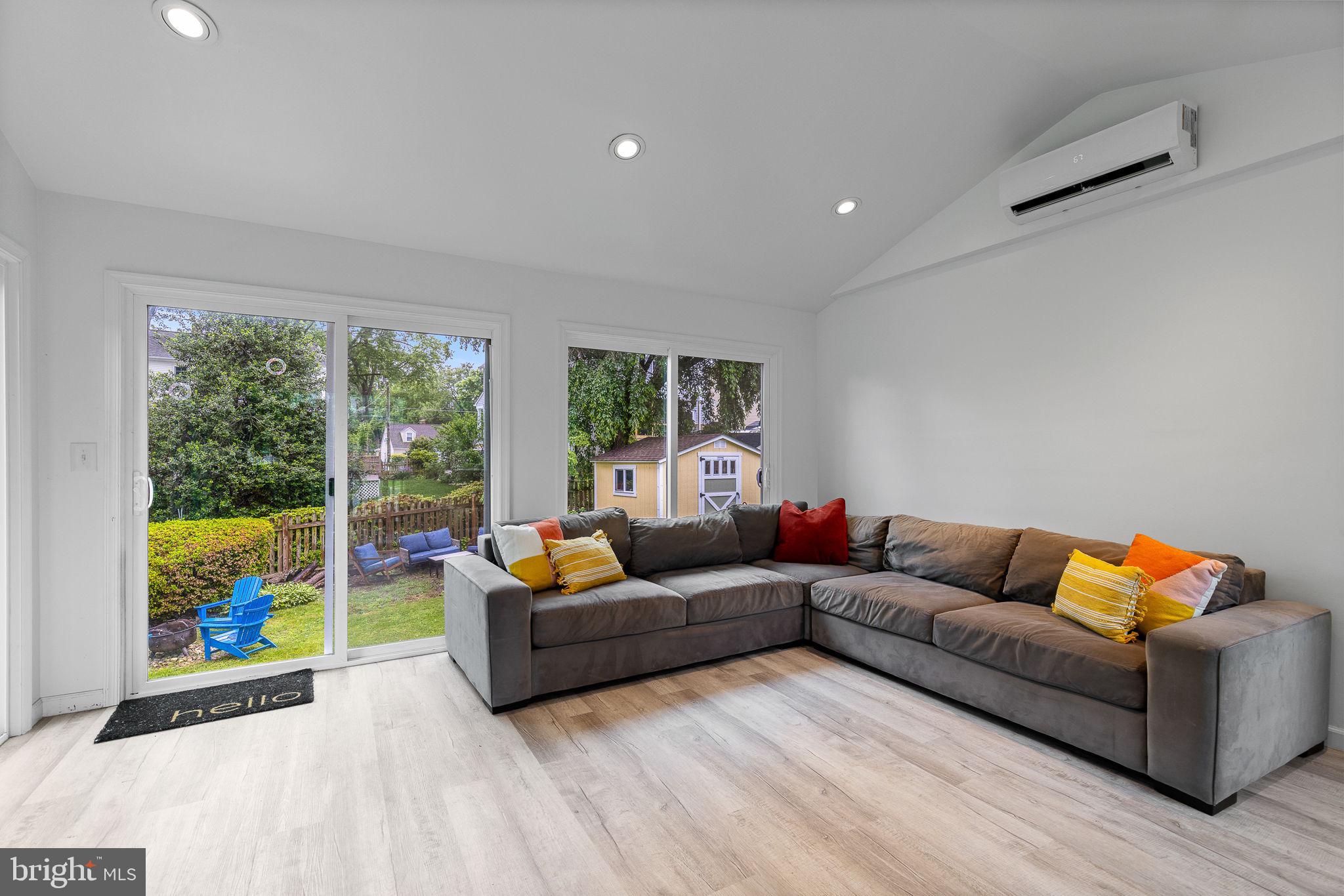 WESTMORE - Residential