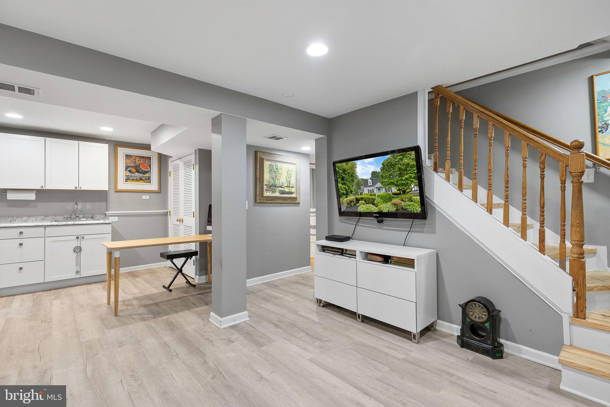 WESTMORE - Residential