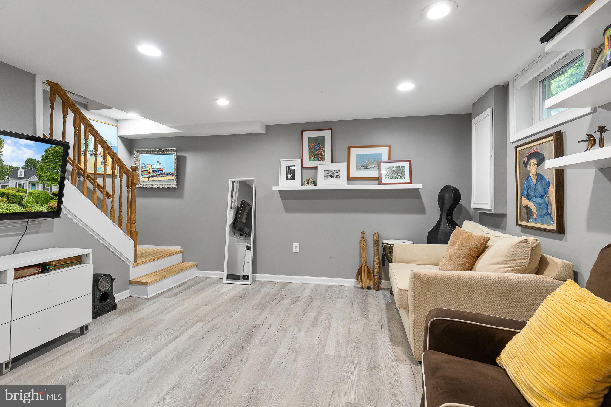 WESTMORE - Residential