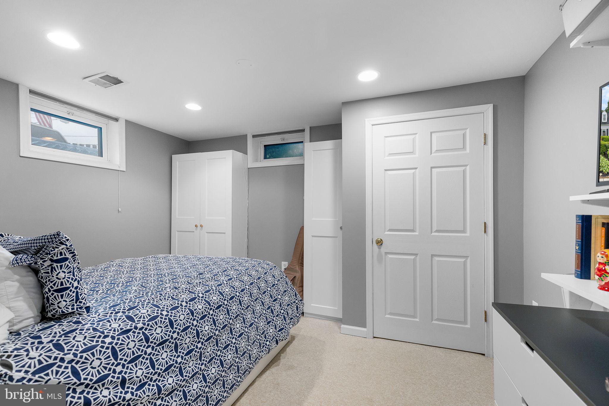 WESTMORE - Residential