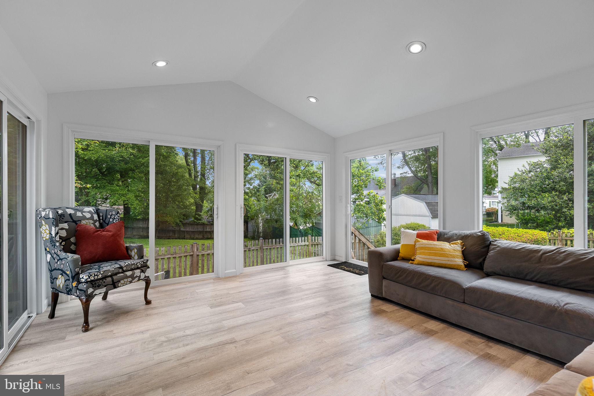 WESTMORE - Residential