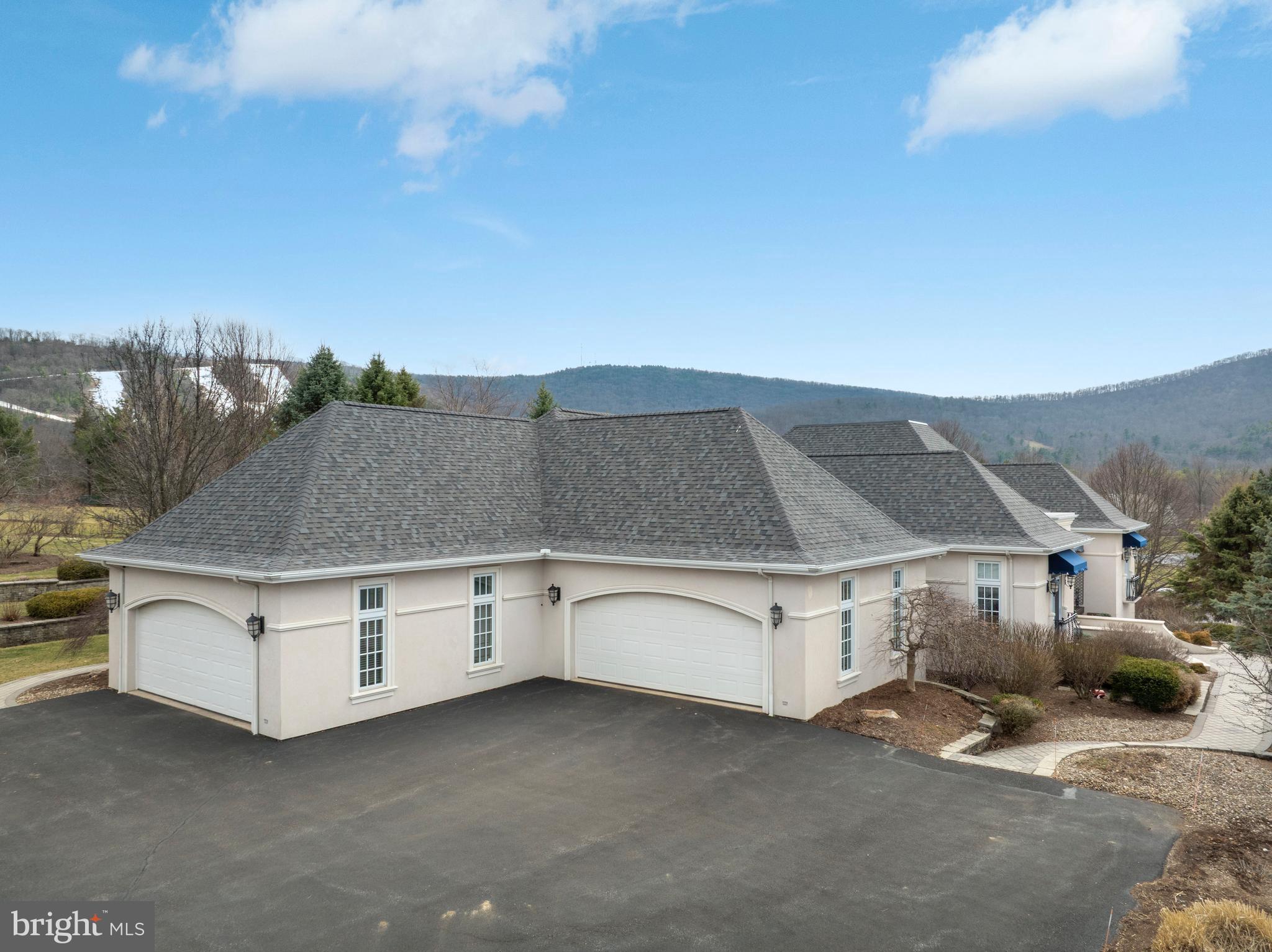 LAUREL HILLS - Residential