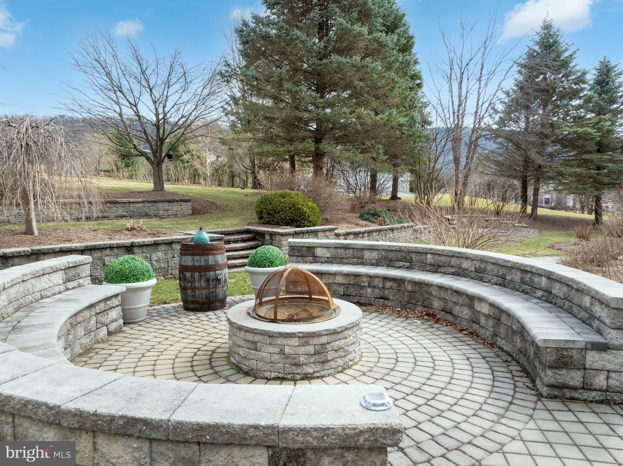 LAUREL HILLS - Residential