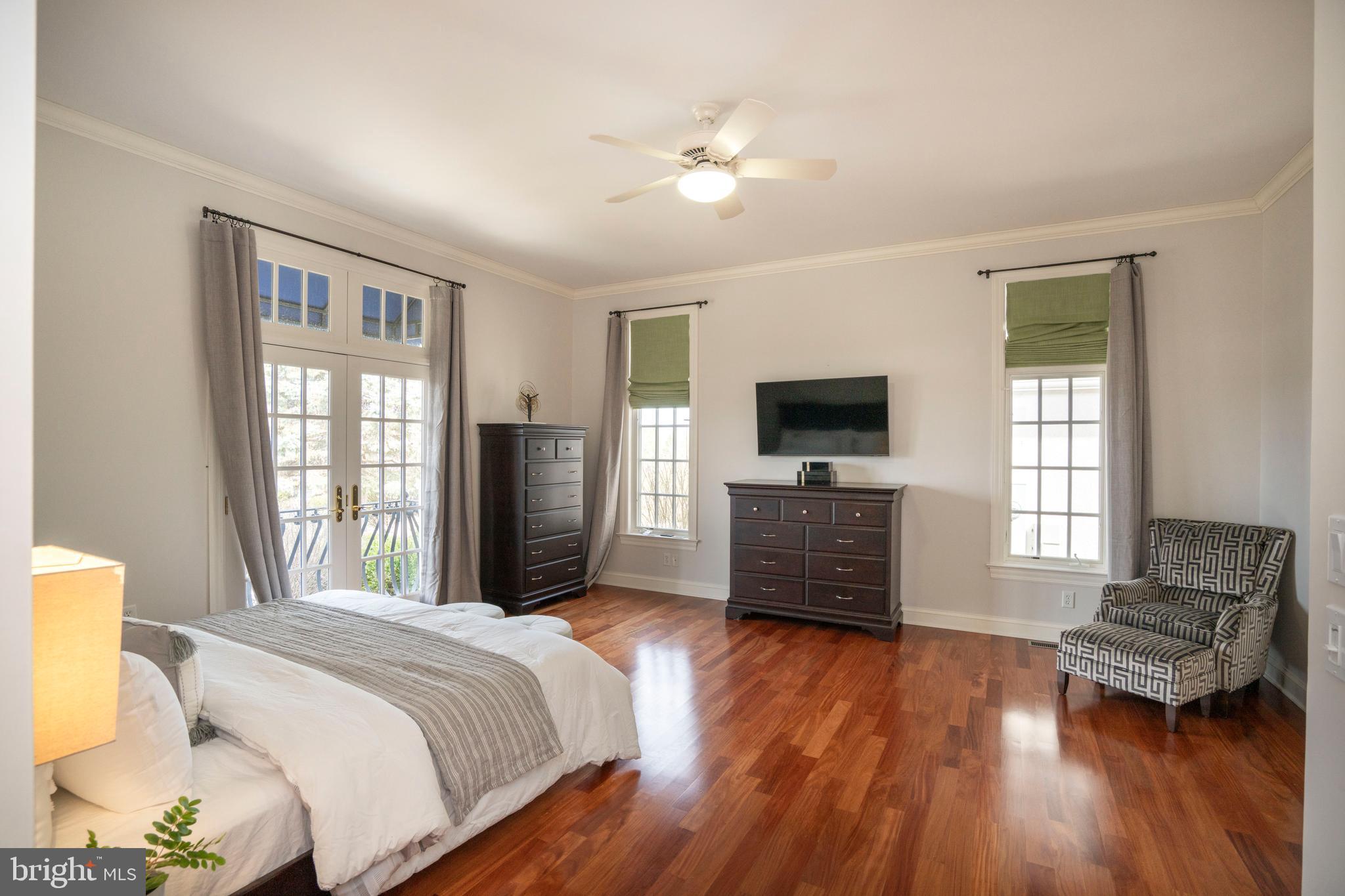 LAUREL HILLS - Residential