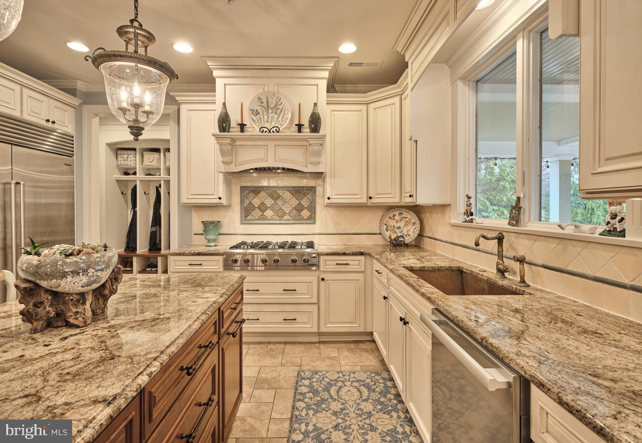 DEVONSHIRE ESTATES - Residential