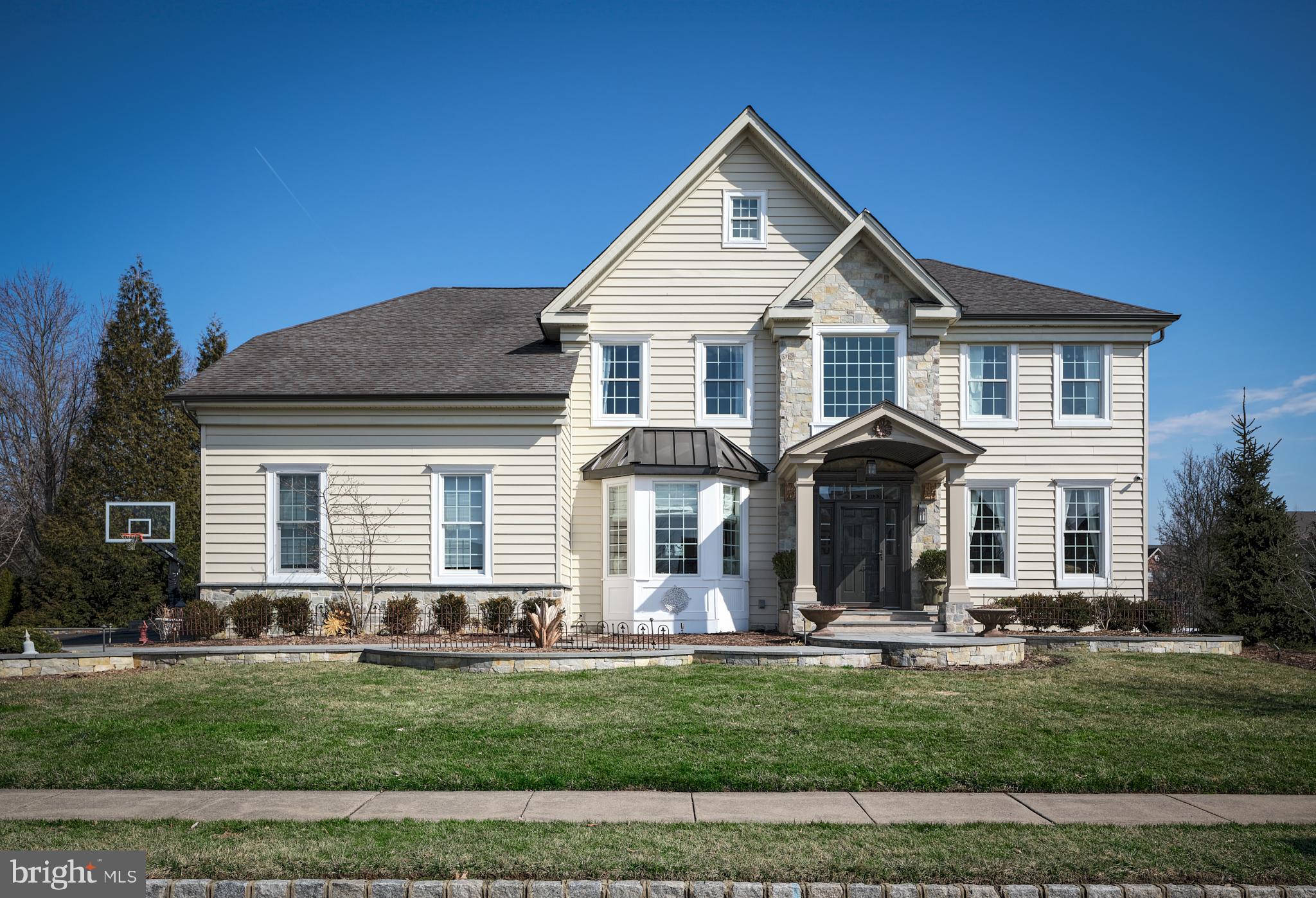 DEVONSHIRE ESTATES - Residential