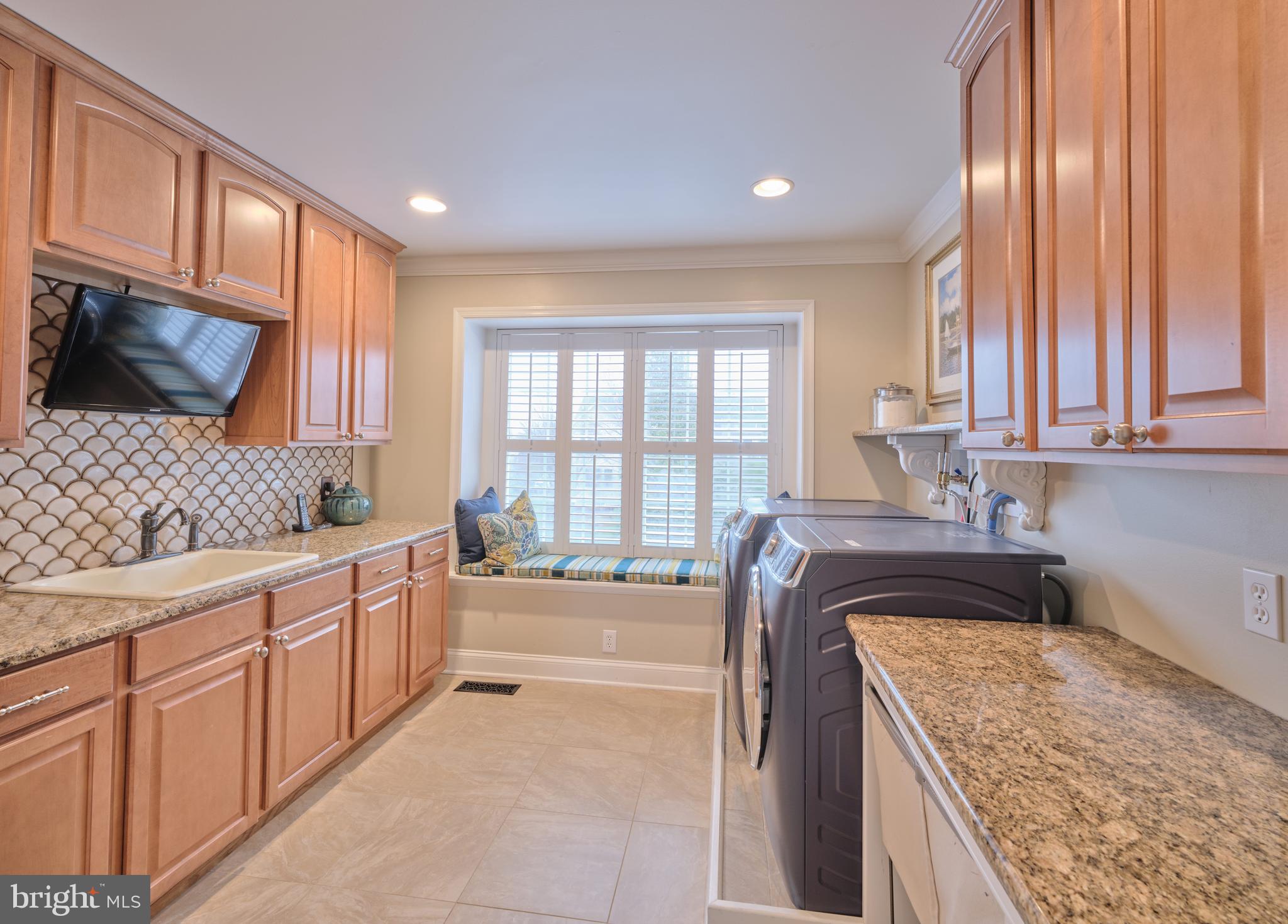 DEVONSHIRE ESTATES - Residential