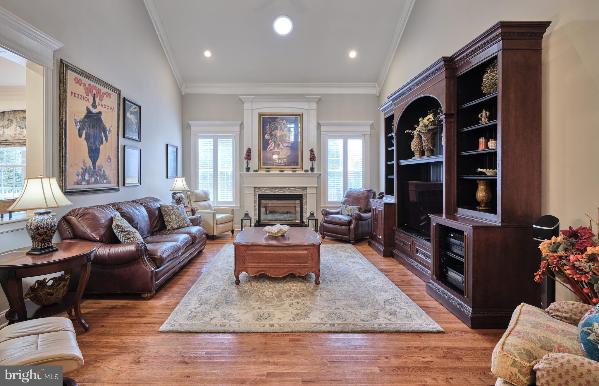 DEVONSHIRE ESTATES - Residential