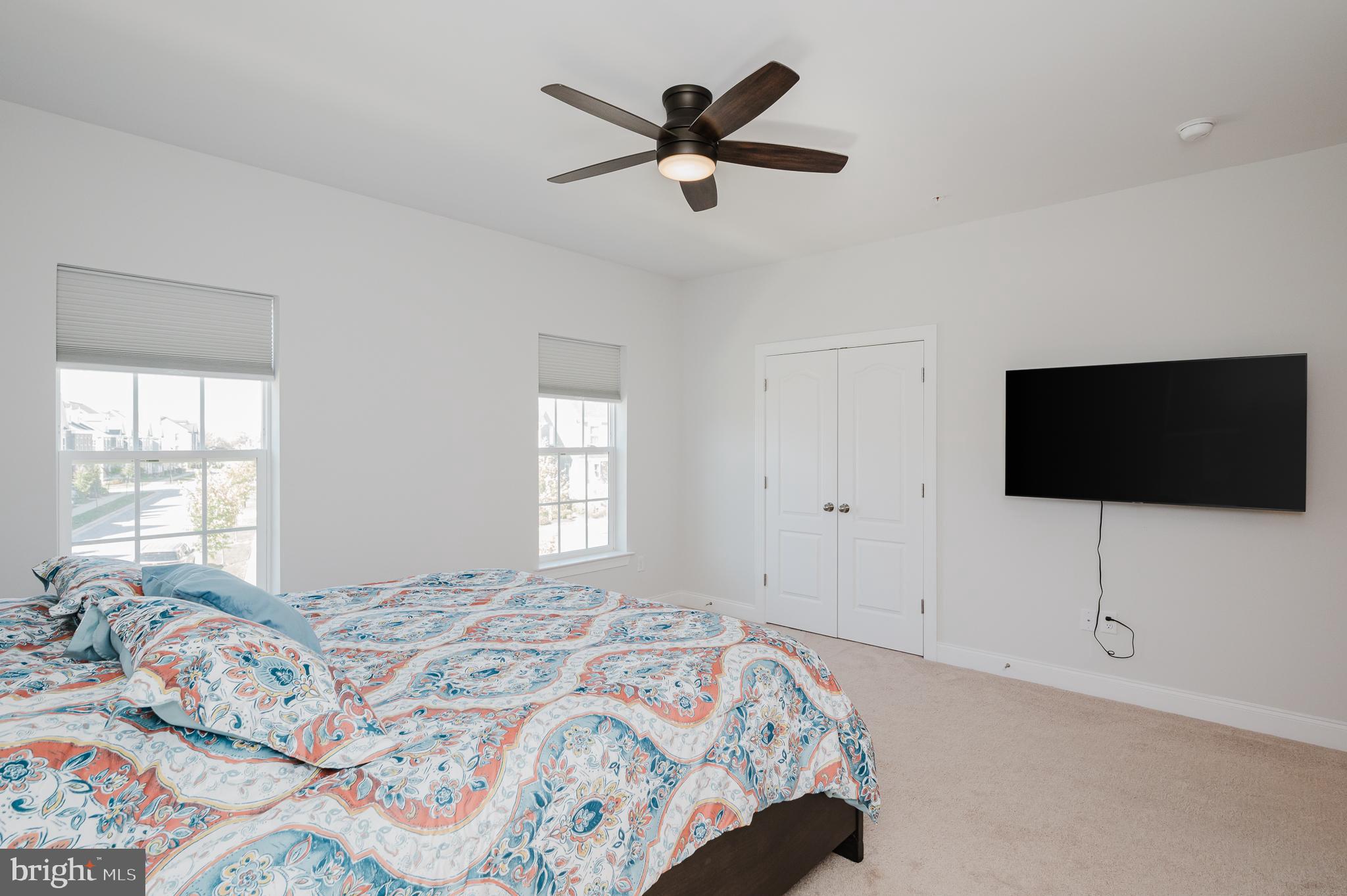GREENLEIGH AT CROSSROADS - Residential