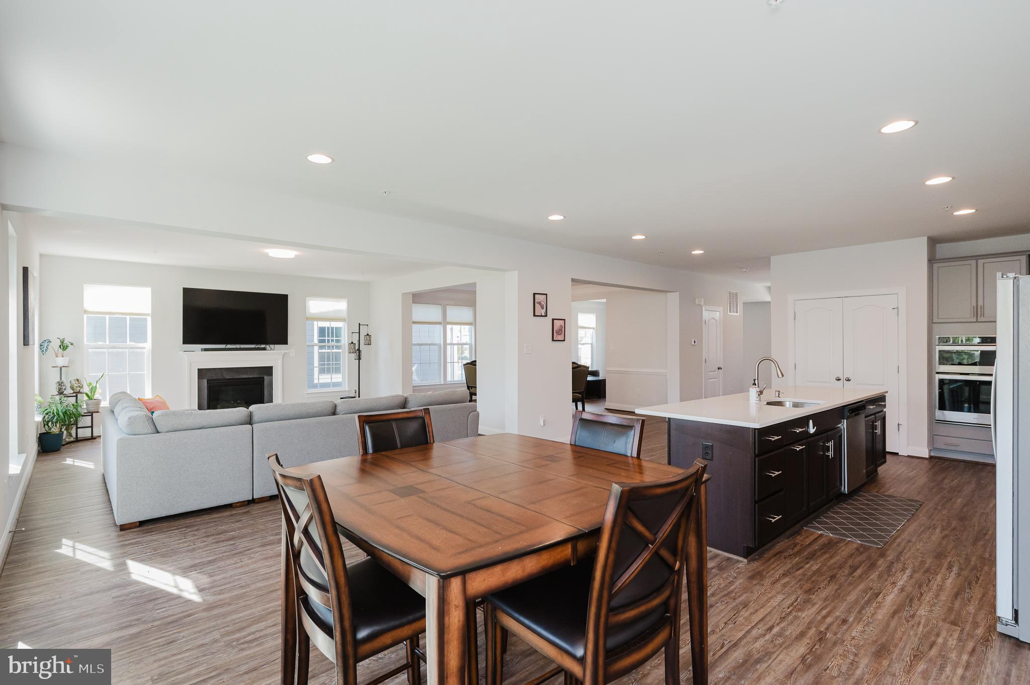 GREENLEIGH AT CROSSROADS - Residential