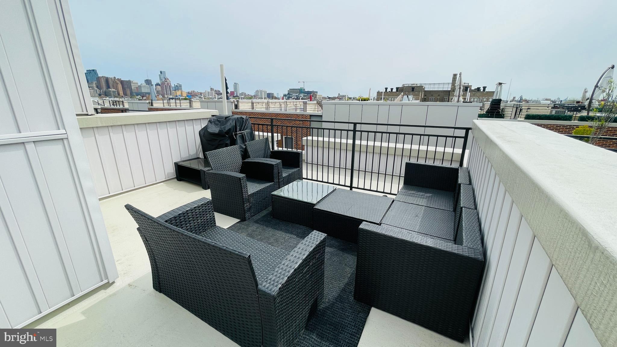 POINT BREEZE - Residential Lease