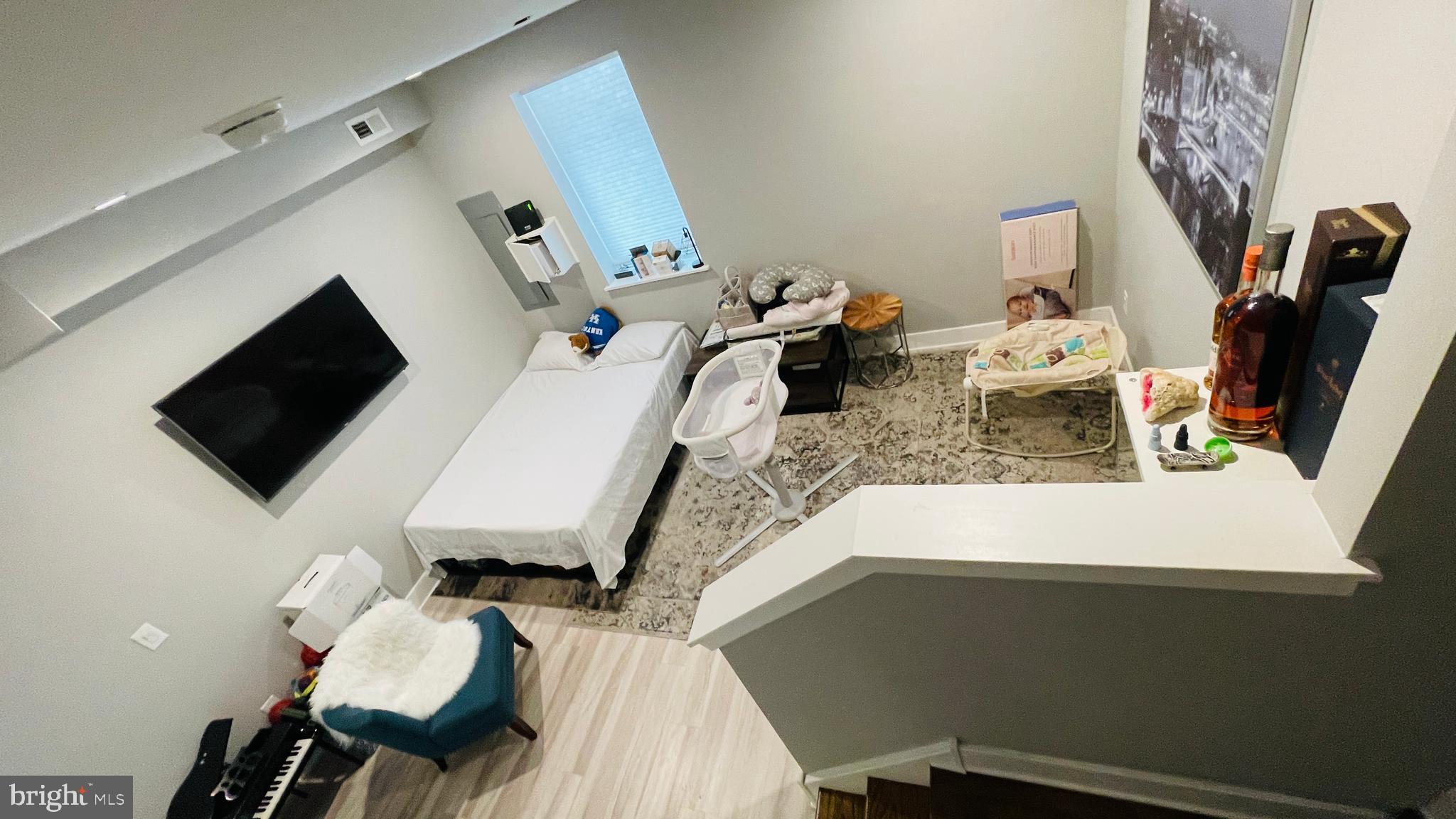 POINT BREEZE - Residential Lease