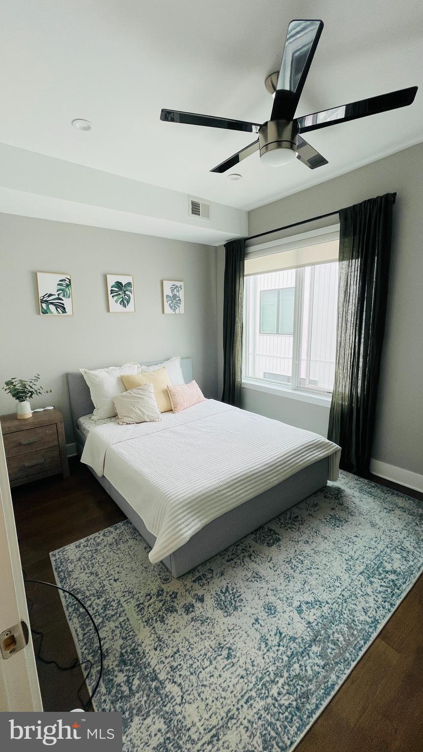 POINT BREEZE - Residential Lease