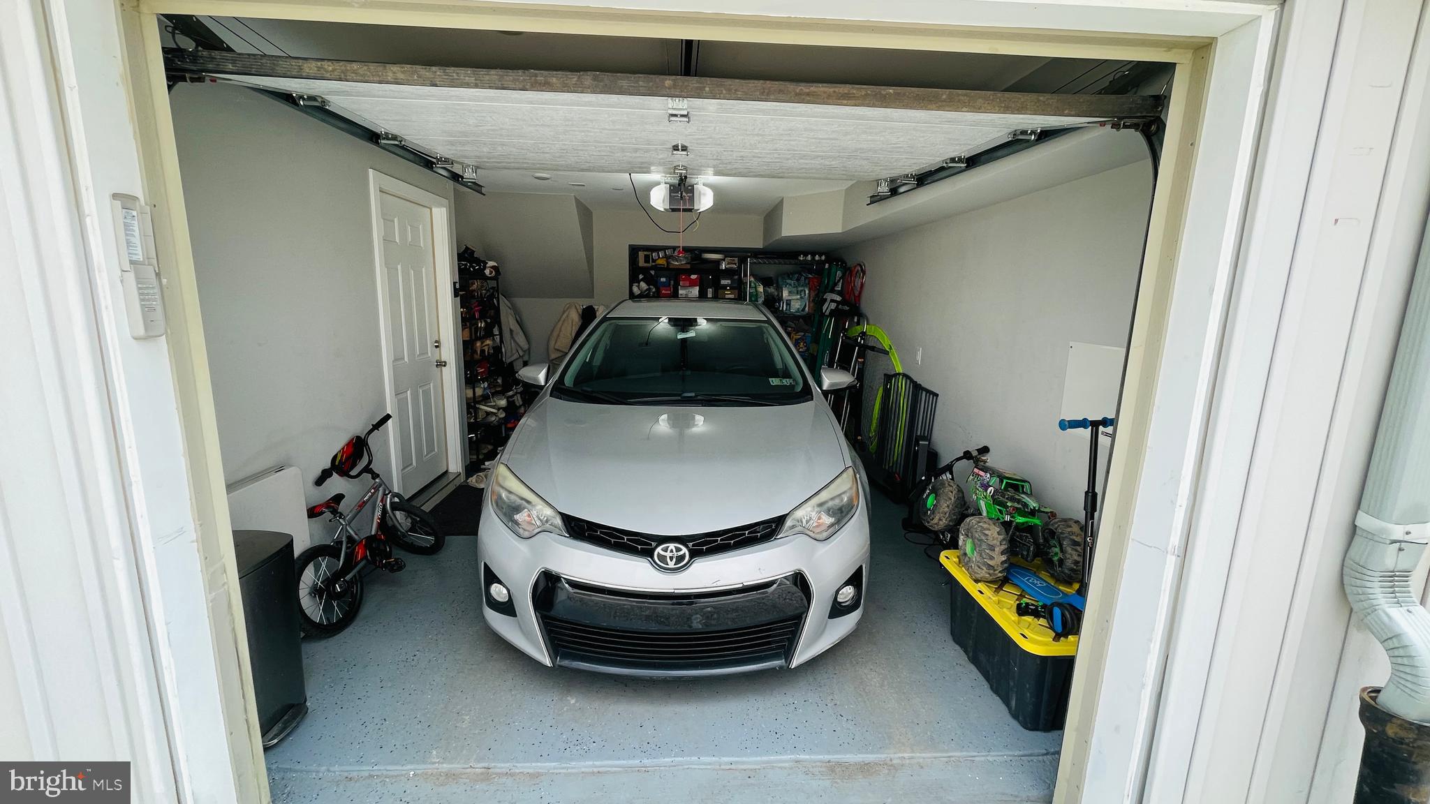 POINT BREEZE - Residential Lease