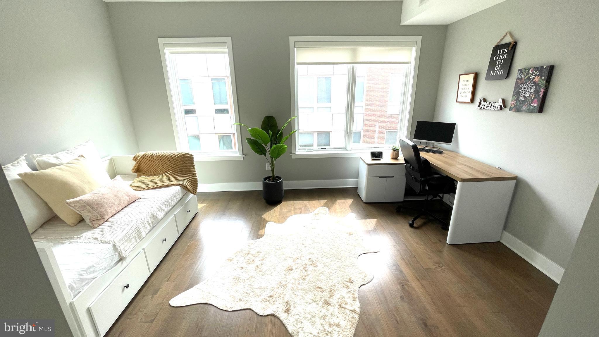 POINT BREEZE - Residential Lease