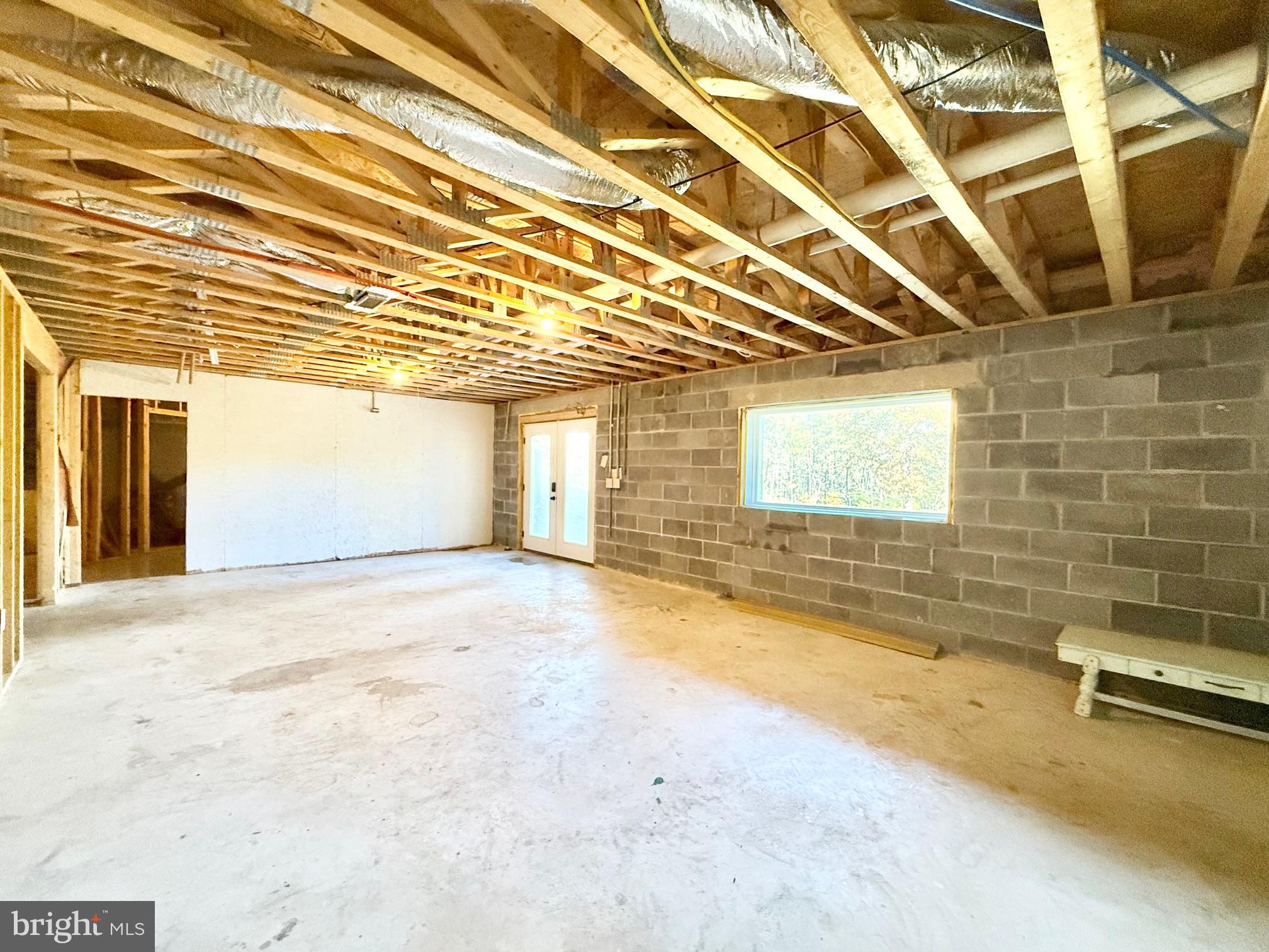 ASHTON WOODS - Residential