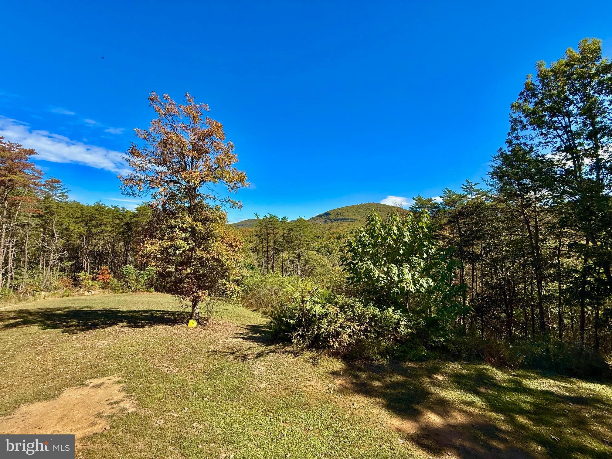 ASHTON WOODS - Residential