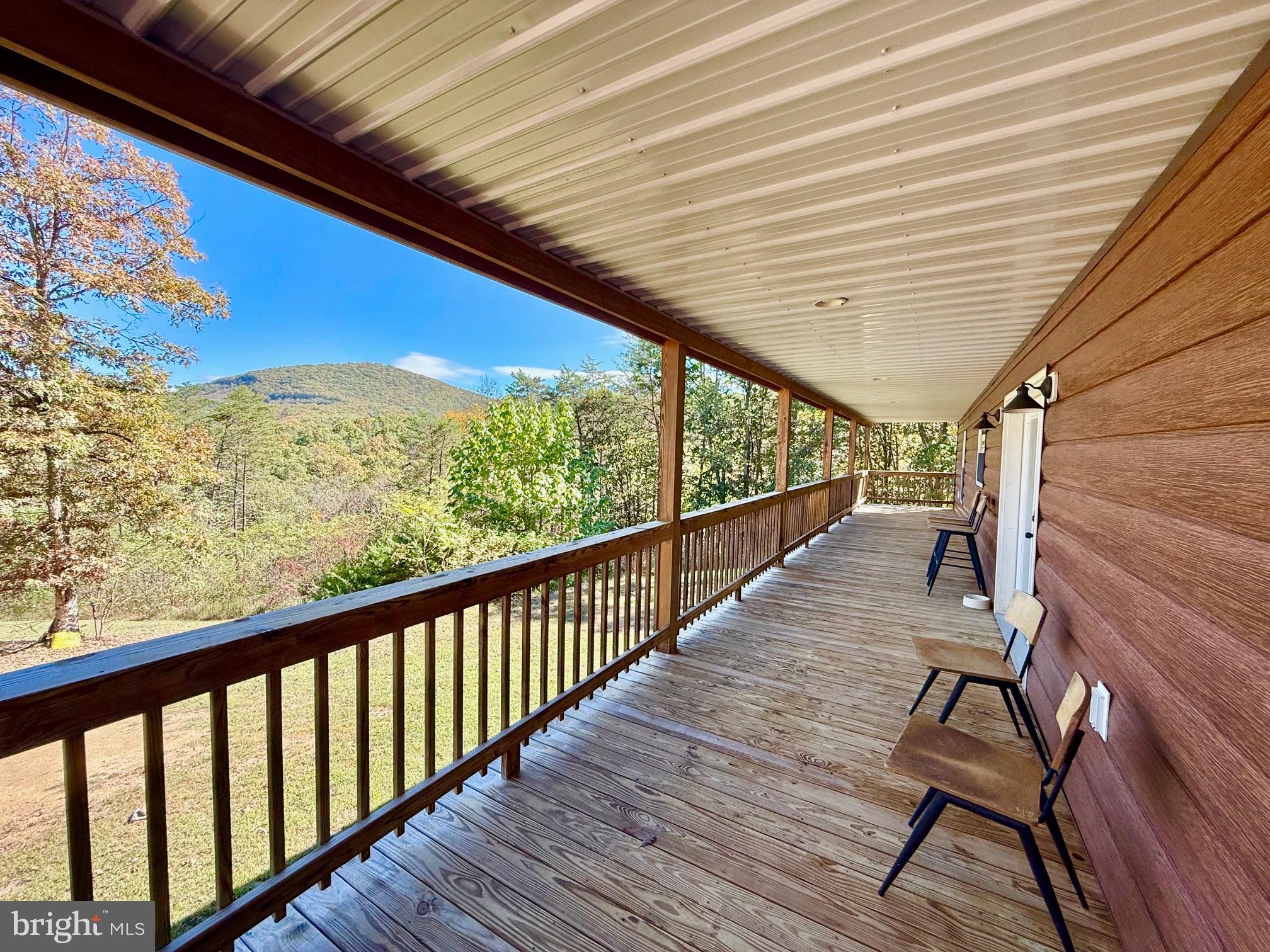 ASHTON WOODS - Residential