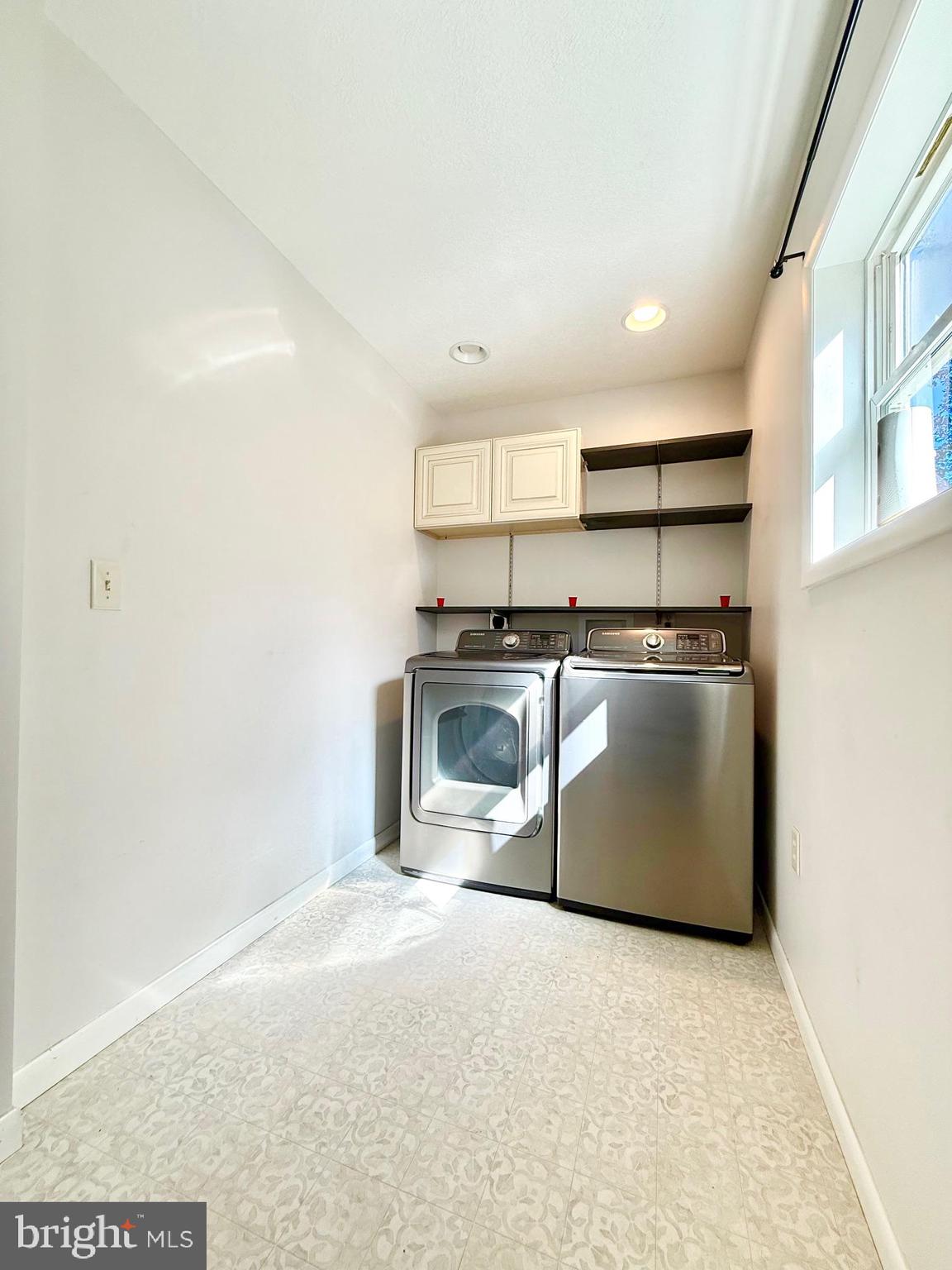 ASHTON WOODS - Residential