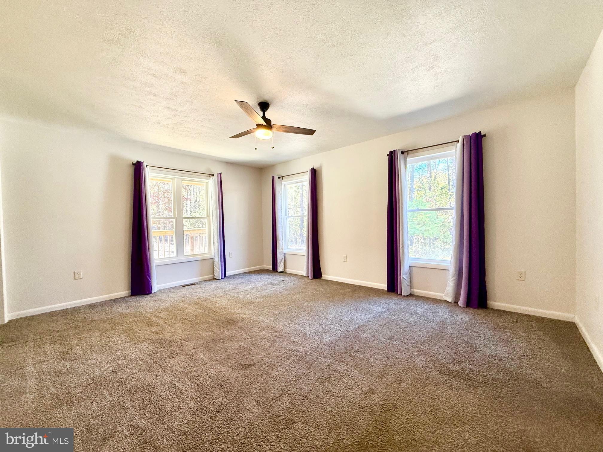 ASHTON WOODS - Residential