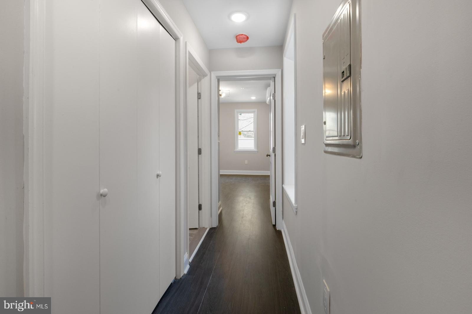 MANTUA - Residential Lease