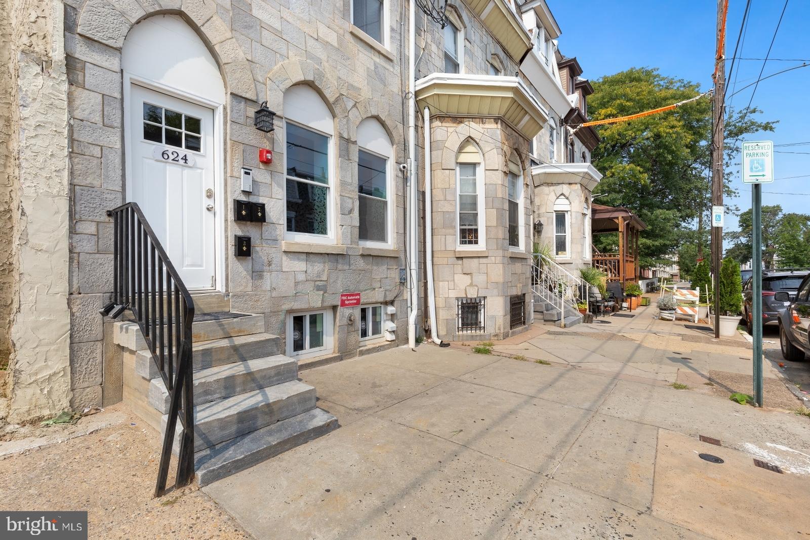 MANTUA - Residential Lease