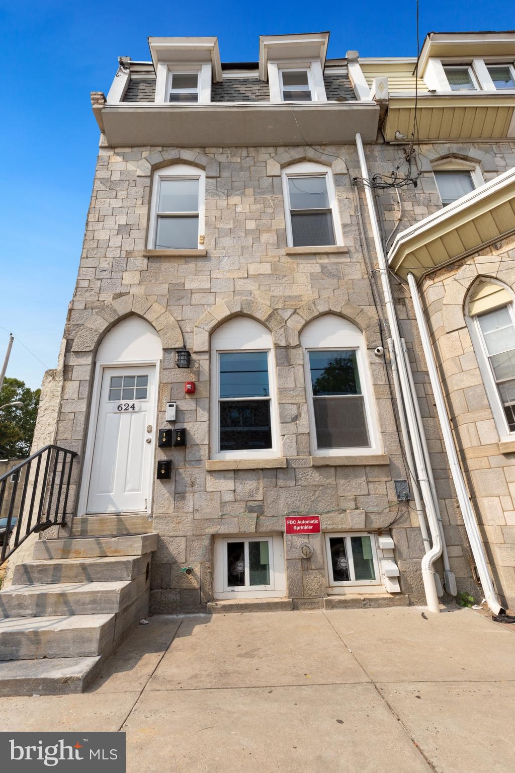 MANTUA - Residential Lease