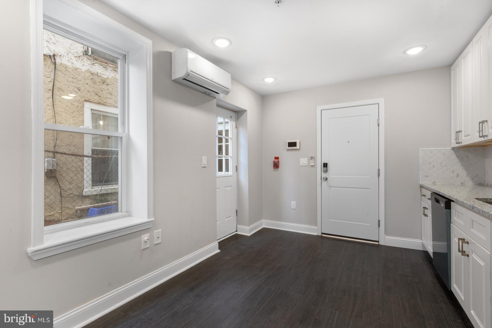 MANTUA - Residential Lease