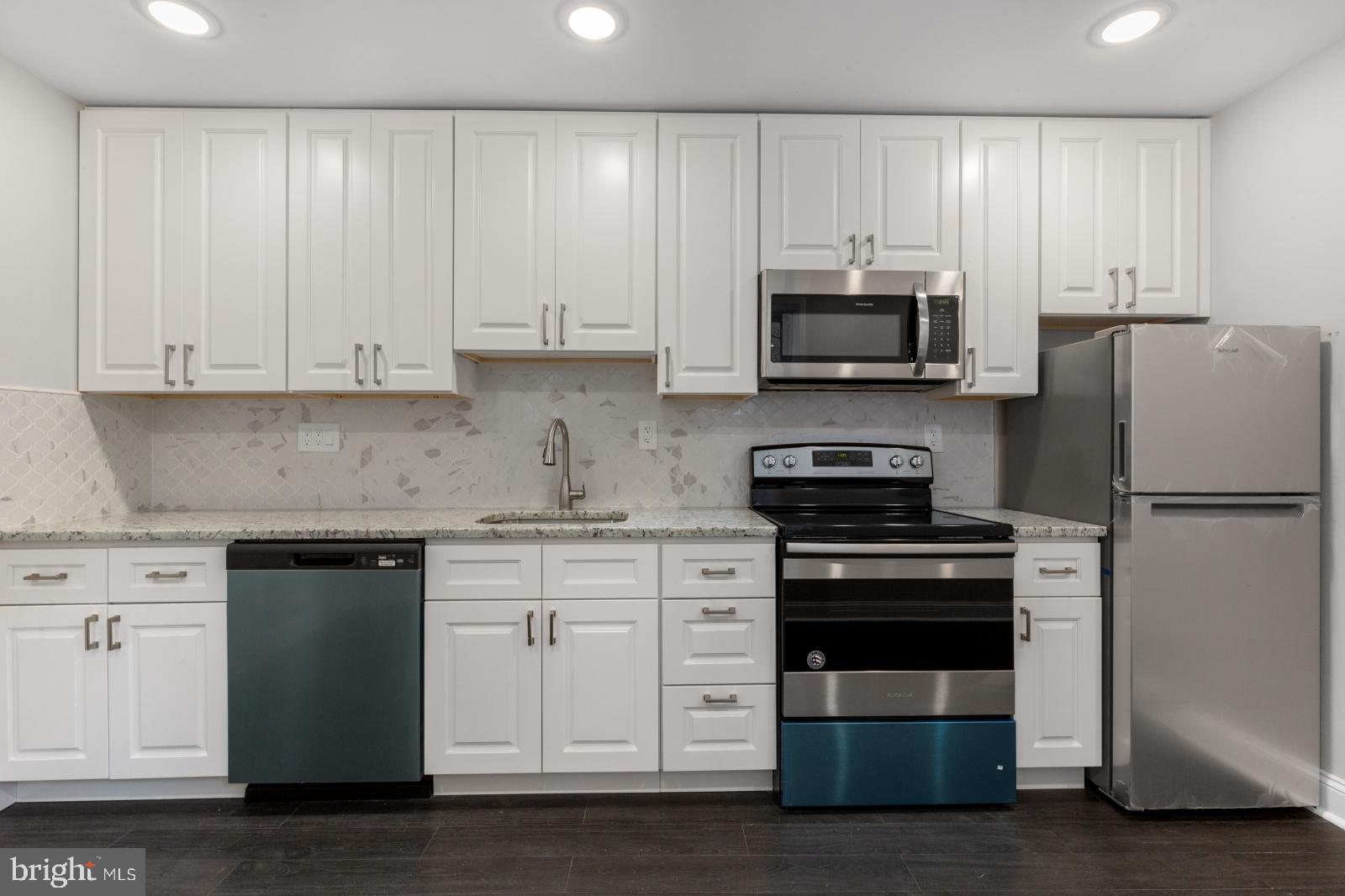 MANTUA - Residential Lease