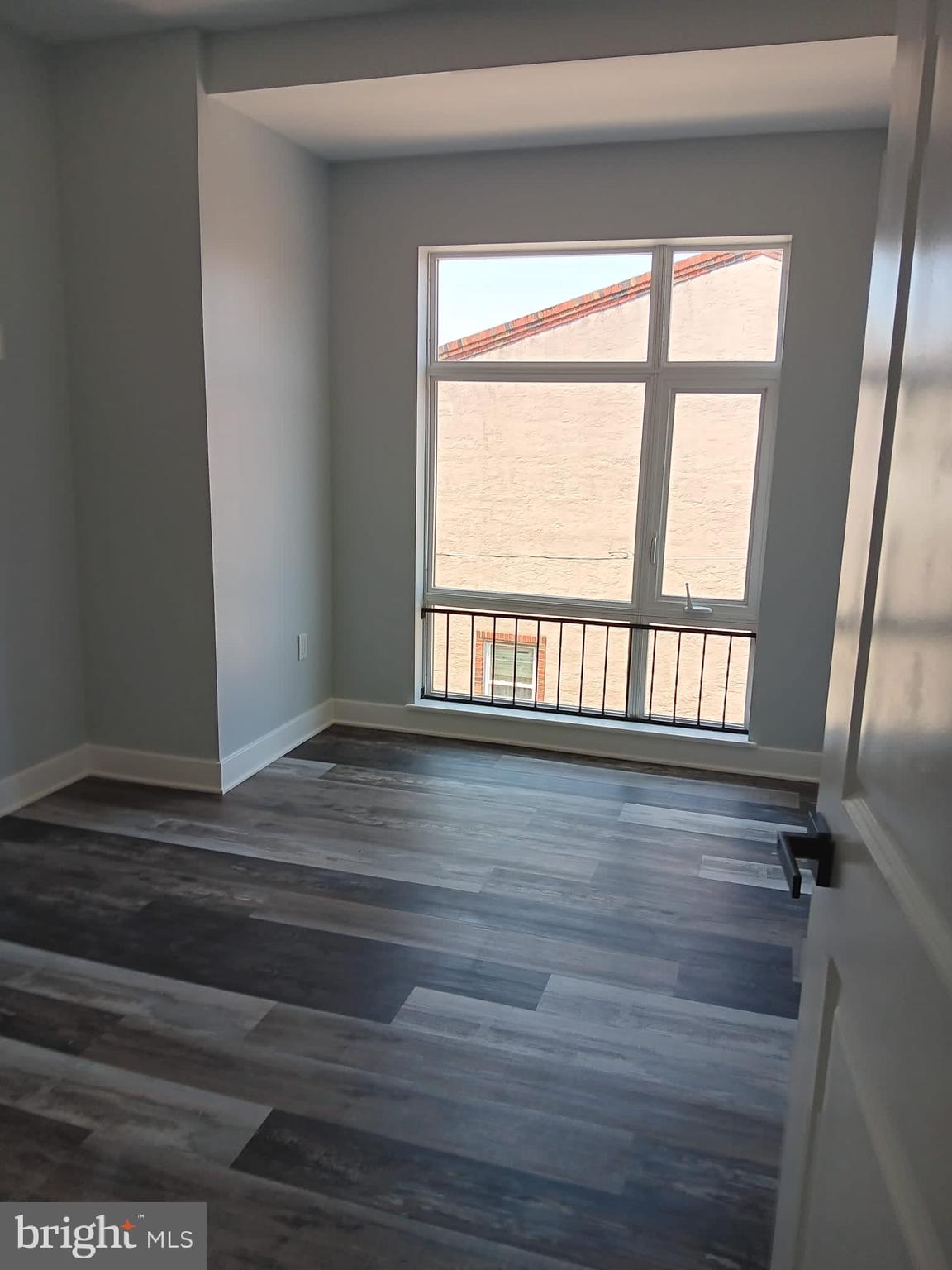 DICKINSON NARROWS - Residential Lease