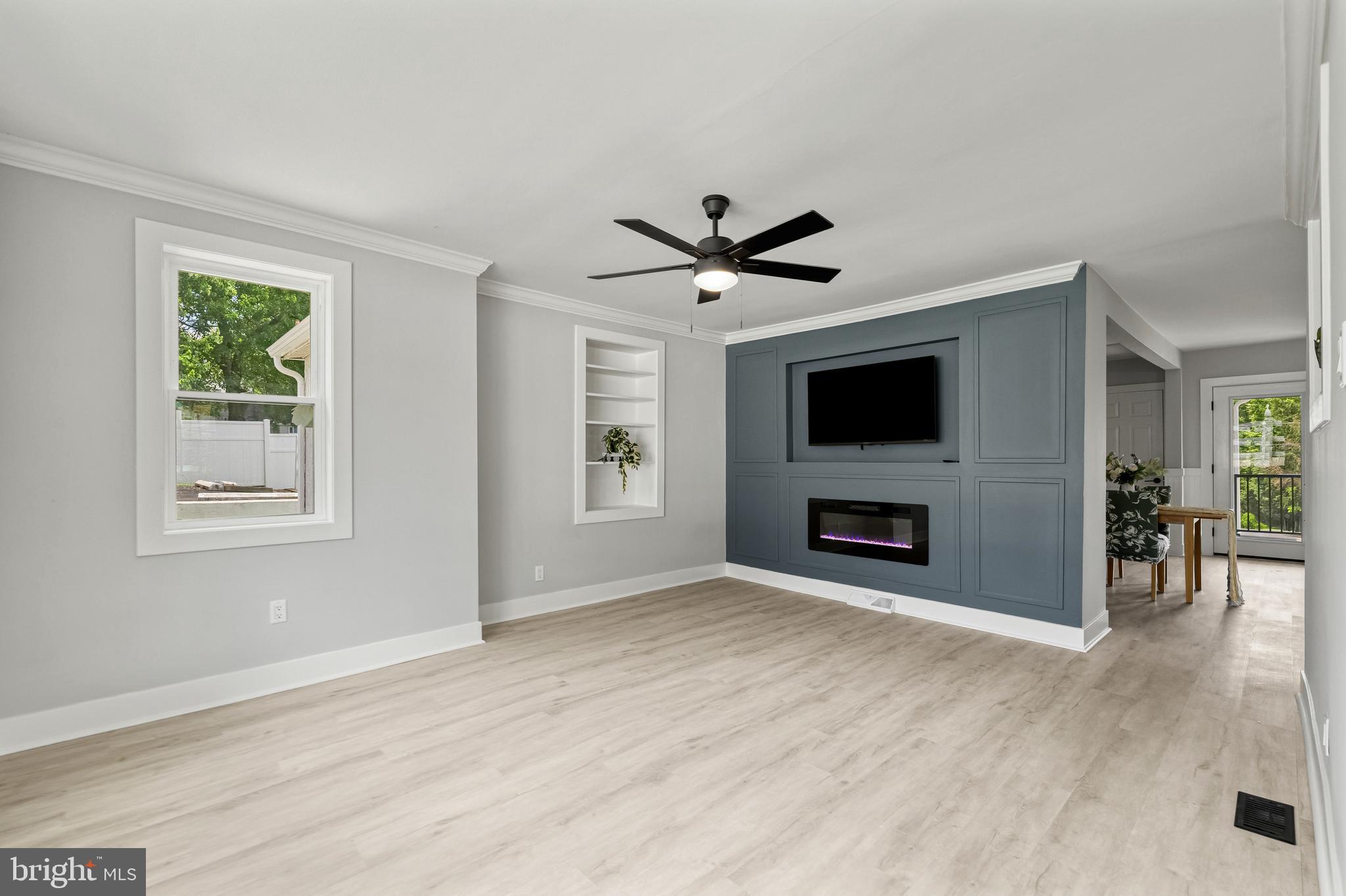 15 HENRY AVENUE