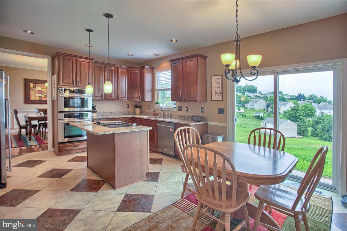 BRIARCLIFF - Residential