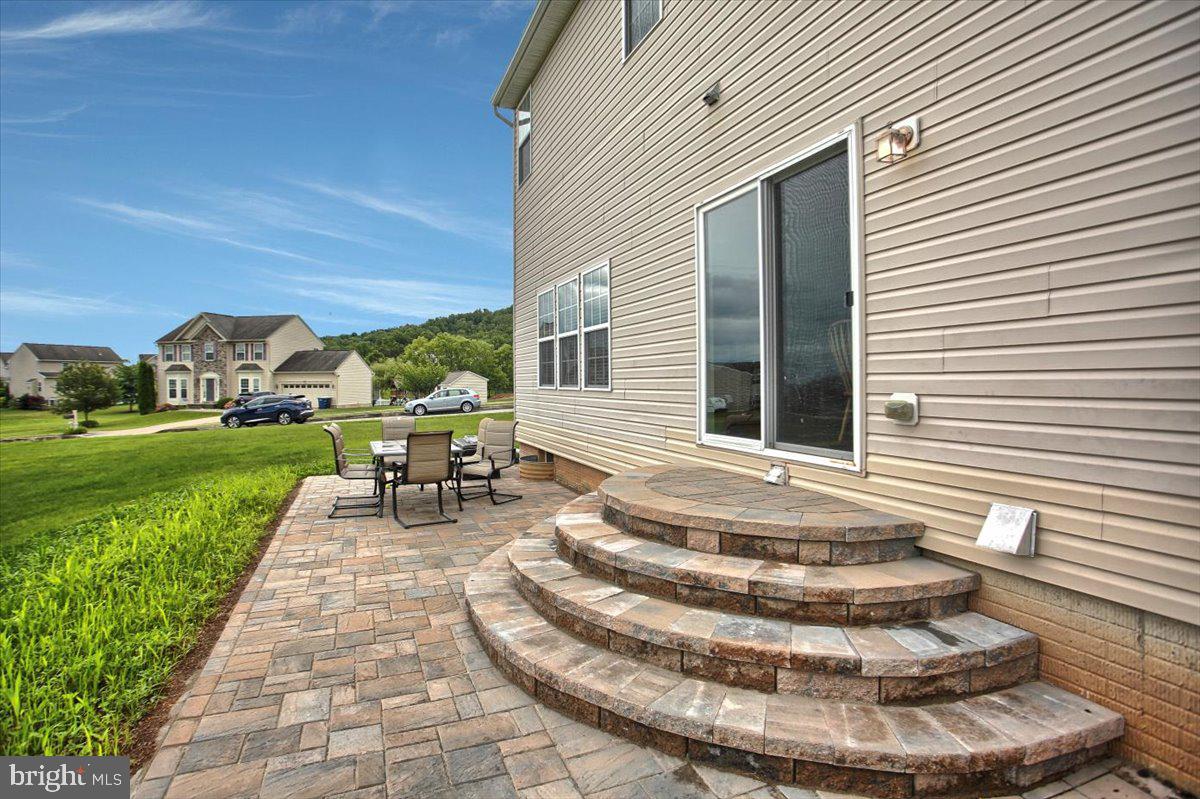 BRIARCLIFF - Residential